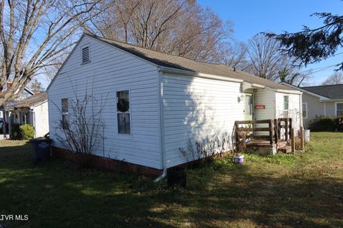 Photo of 1602 Aaron Way, Kingsport, TN 37664 (MLS # 9989251)