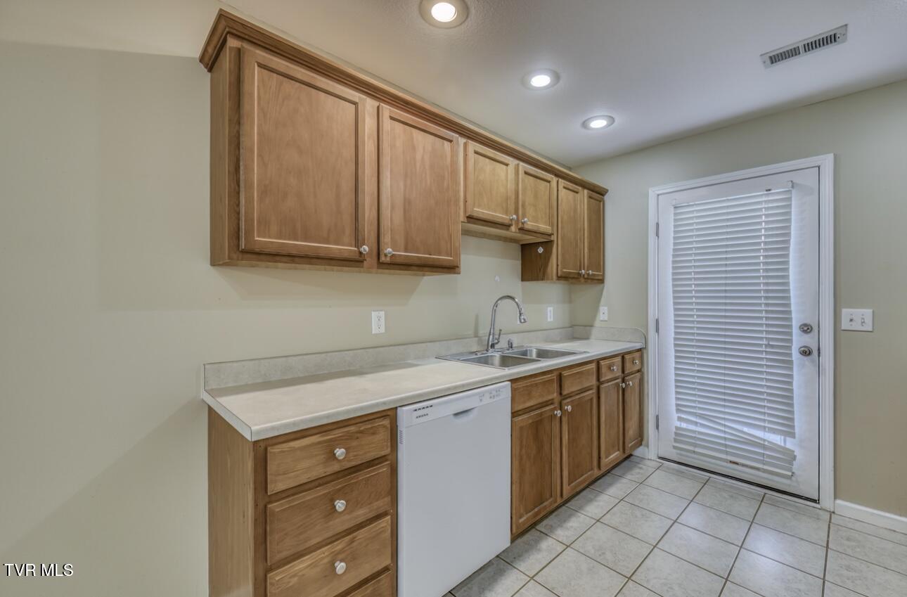 1505 Kensington Place #1505, Johnson City, Tennessee image 8