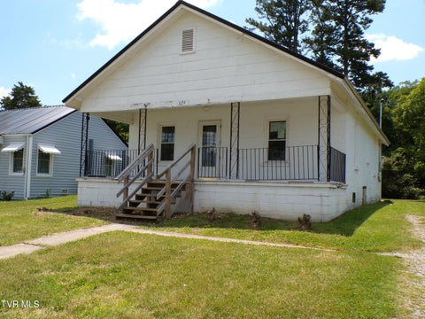 Photo of 1129 Forest Street, Greeneville, TN 37743 (MLS # 9998029)