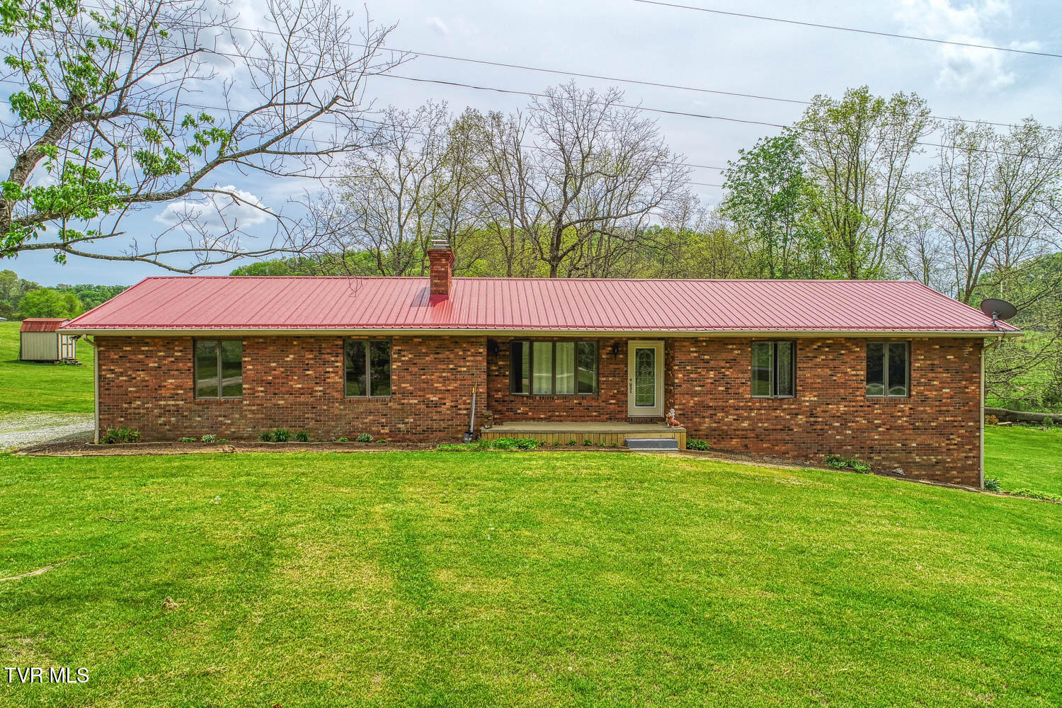 2618 Carters Valley Road, Surgoinsville, Tennessee image 1