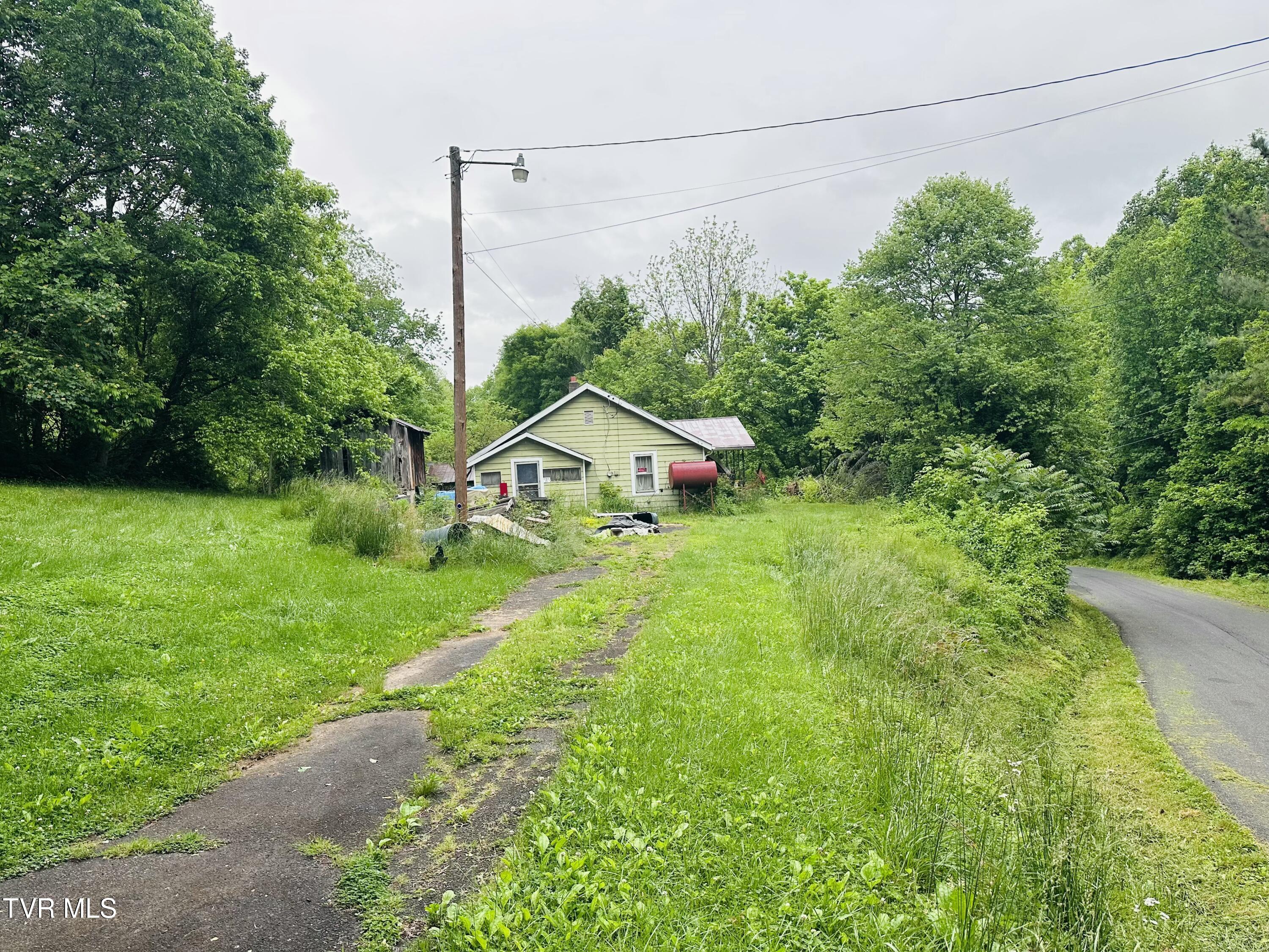 286 Jenkins Hollow Rd Road, Elizabethton, Tennessee image 10