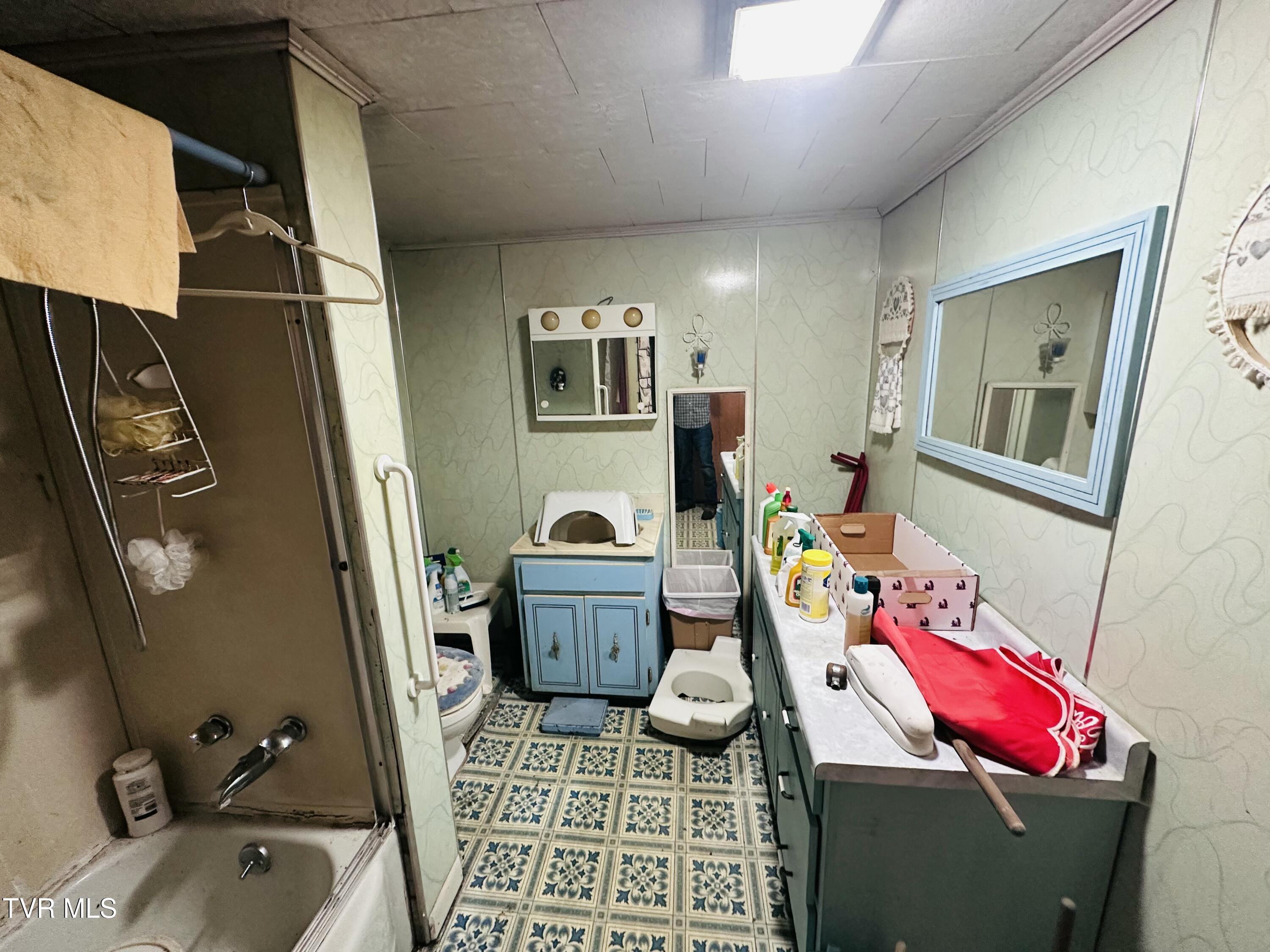 286 Jenkins Hollow Rd Road, Elizabethton, Tennessee image 17