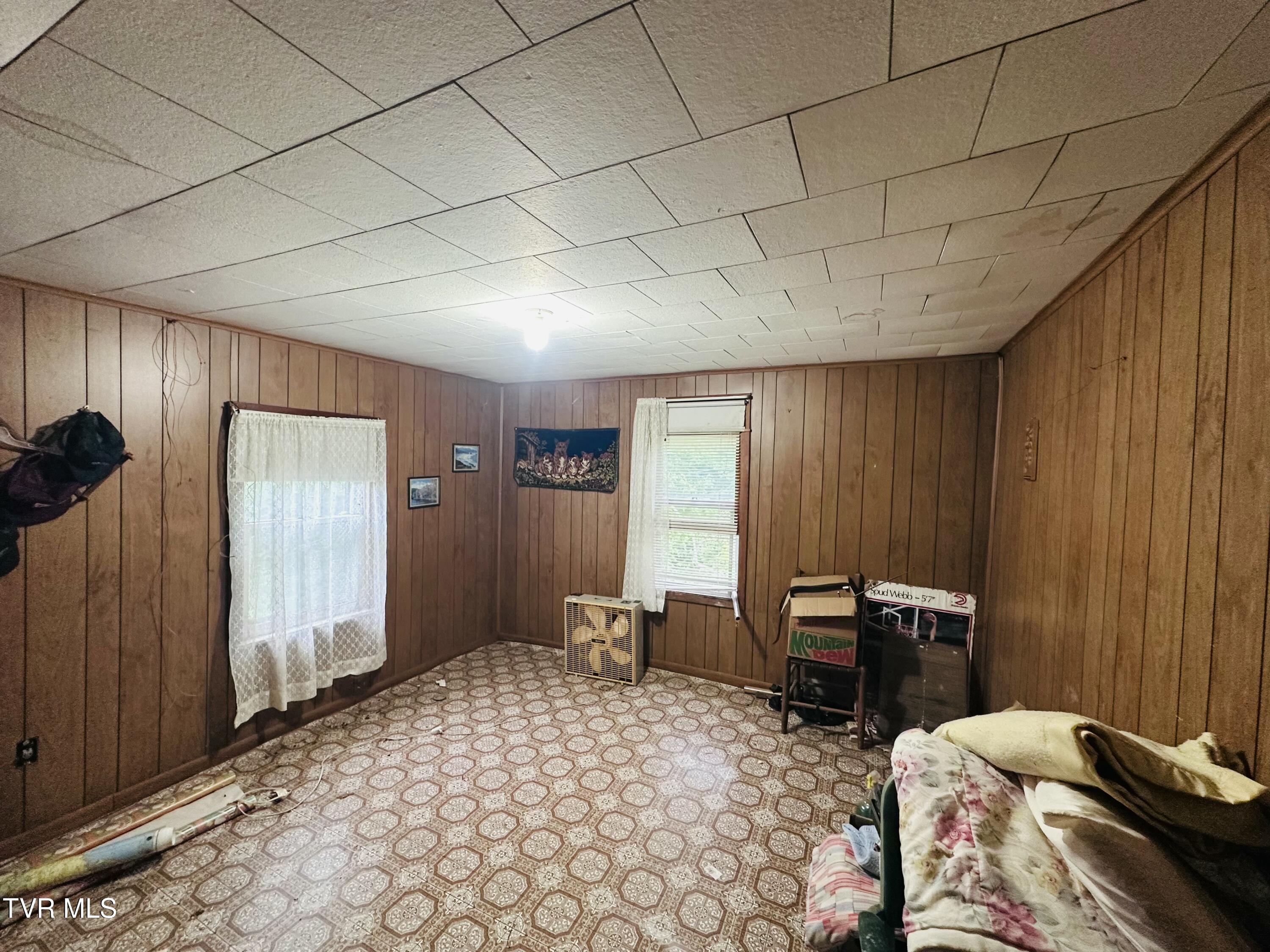 286 Jenkins Hollow Rd Road, Elizabethton, Tennessee image 14