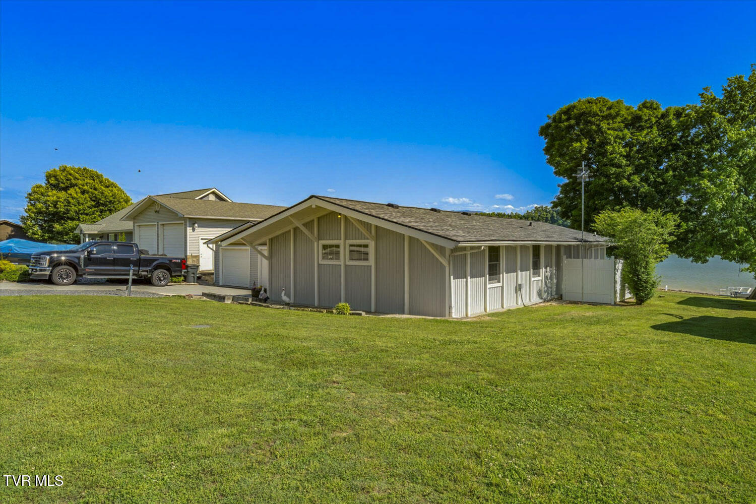 1648 Canal Lane, Dandridge, Tennessee image 37