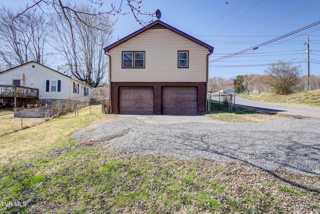 Photo of 1237 Fairview Avenue, Kingsport, TN 37660 (MLS # 9991855)