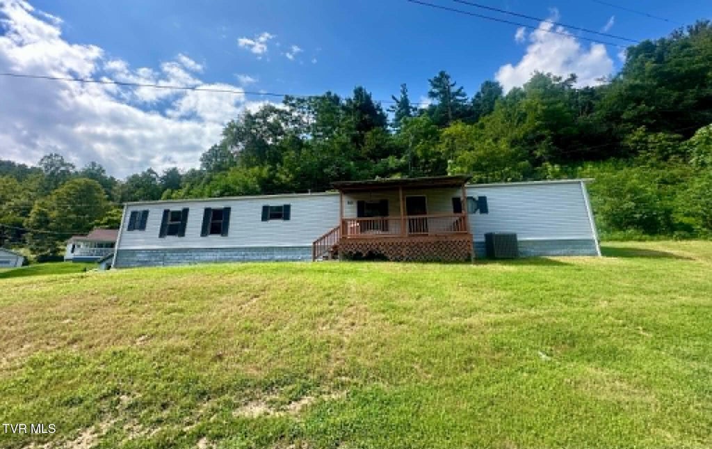 Photo of 104 Kaylors Chapel Lane, Duffield, VA 24244 (MLS # 10000124)