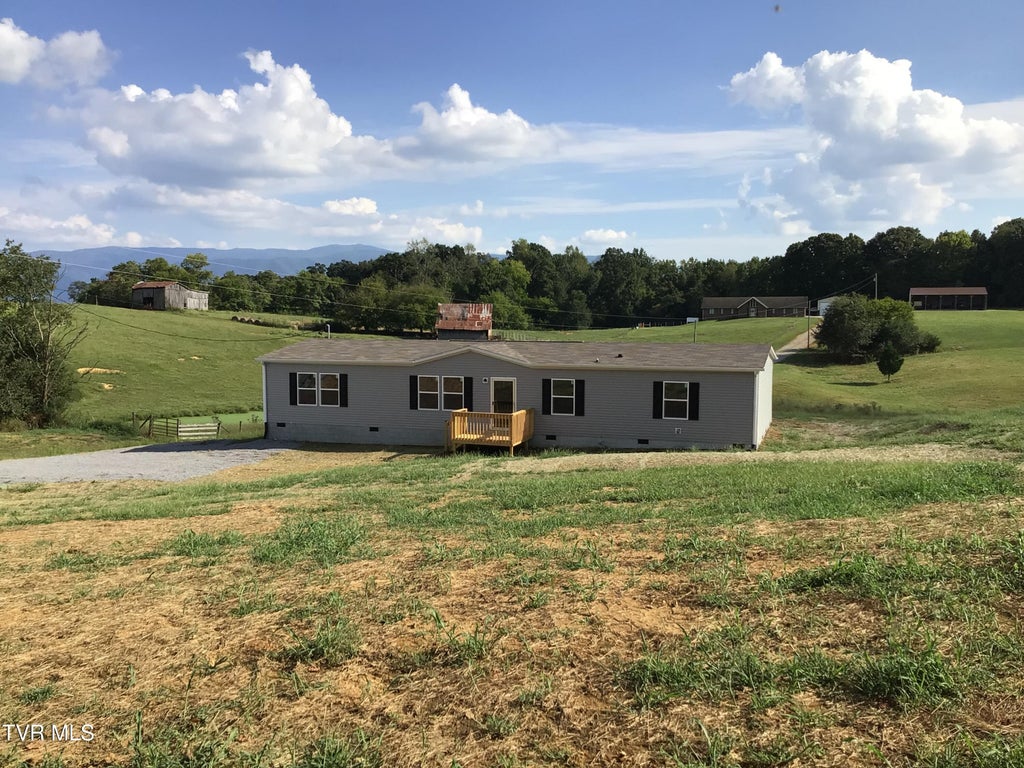 Photo of 730 Sunnyside Loop, Greeneville, TN 37743 (MLS # 10000947)