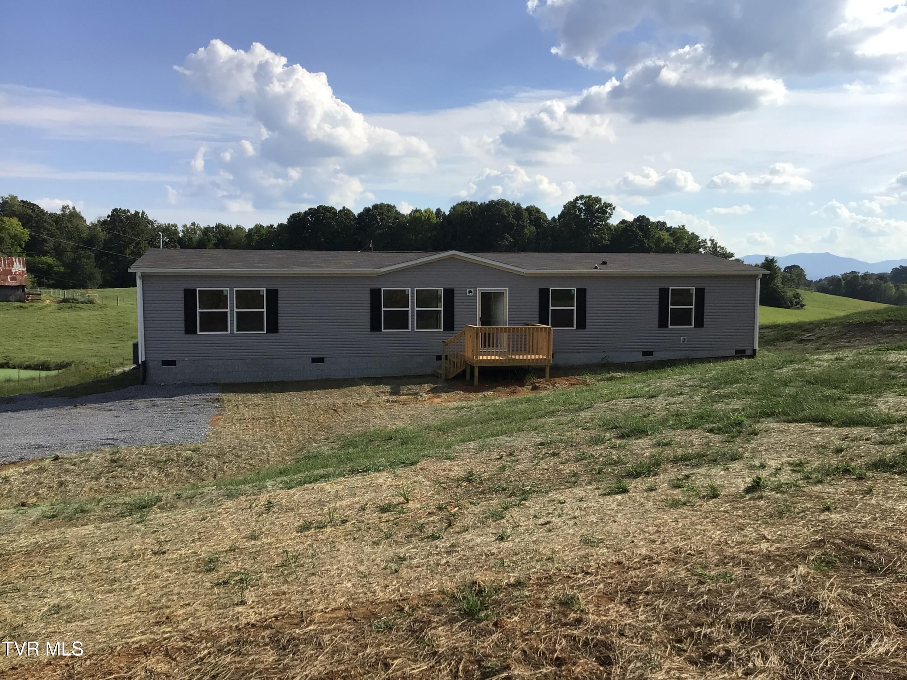 730 Sunnyside Loop