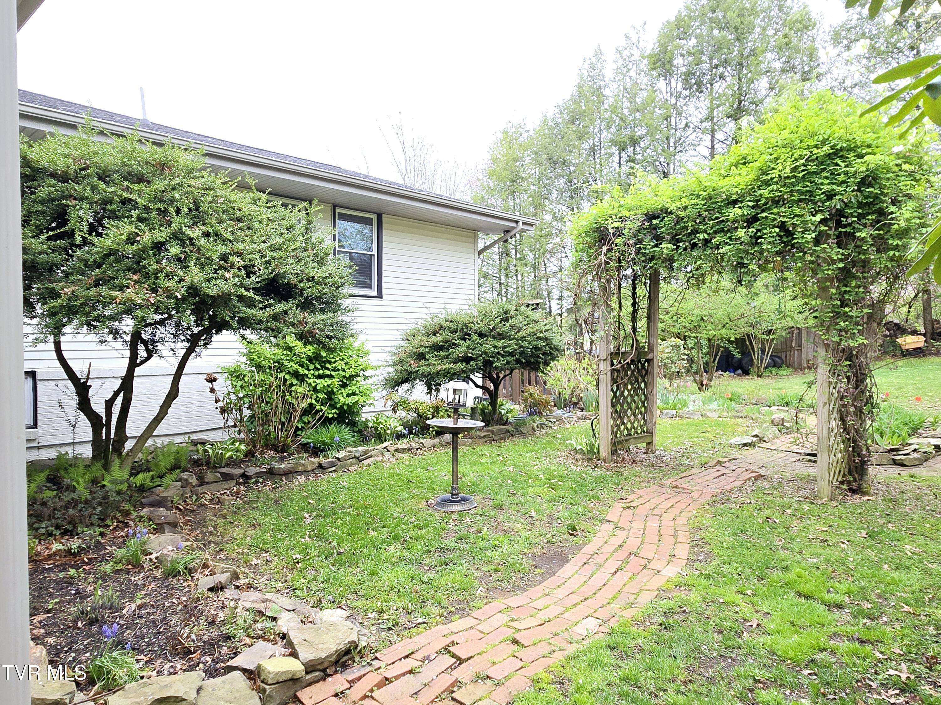 19250 Oakwood Drive, Abingdon, Virginia image 44