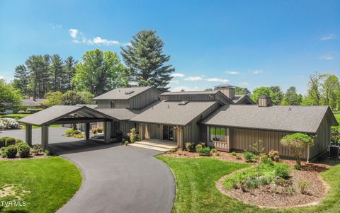 Photo of 72 Fairway Drive, Bristol, TN 37620 (MLS # 9995730)