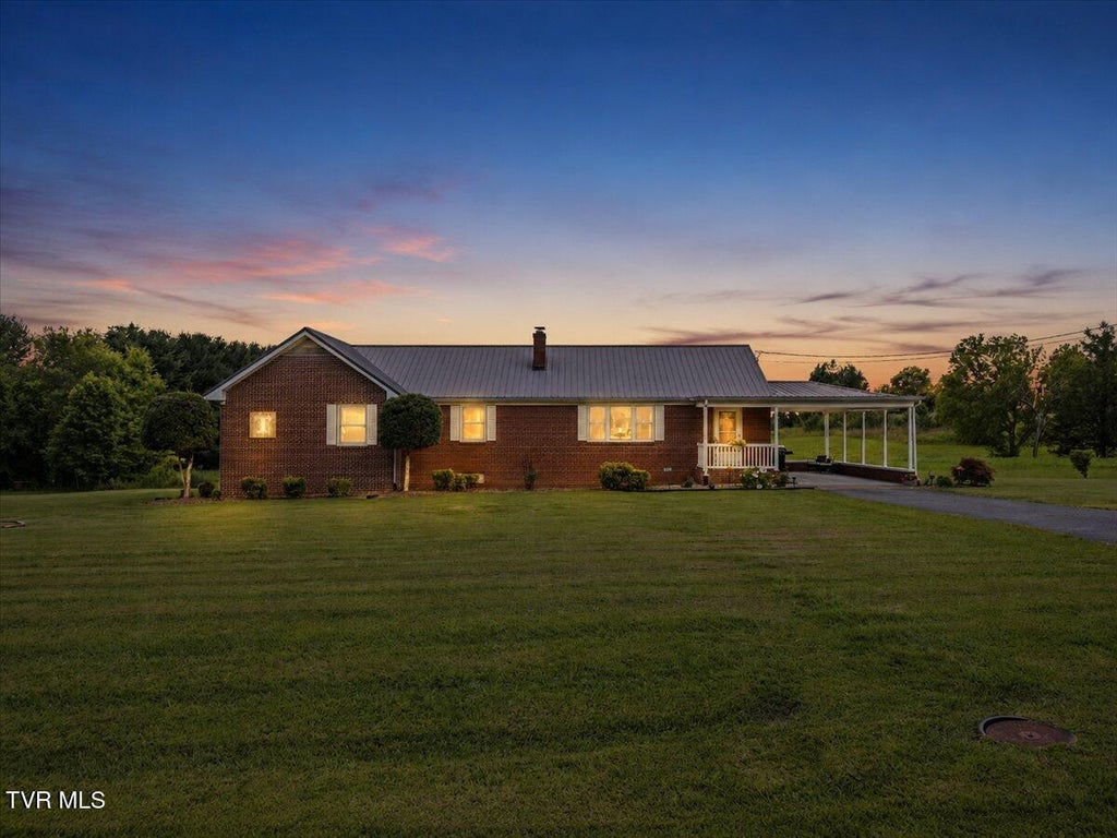 Photo of 7275 Erwin Highway, Chuckey, TN 37641 (MLS # 9998026)
