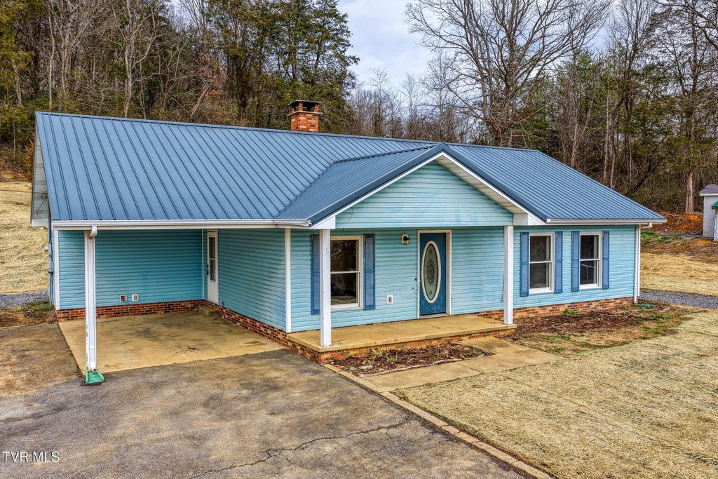 Photo of 5640 Highway 11w Hwy, Rogersville, TN 37857 (MLS # 9990725)
