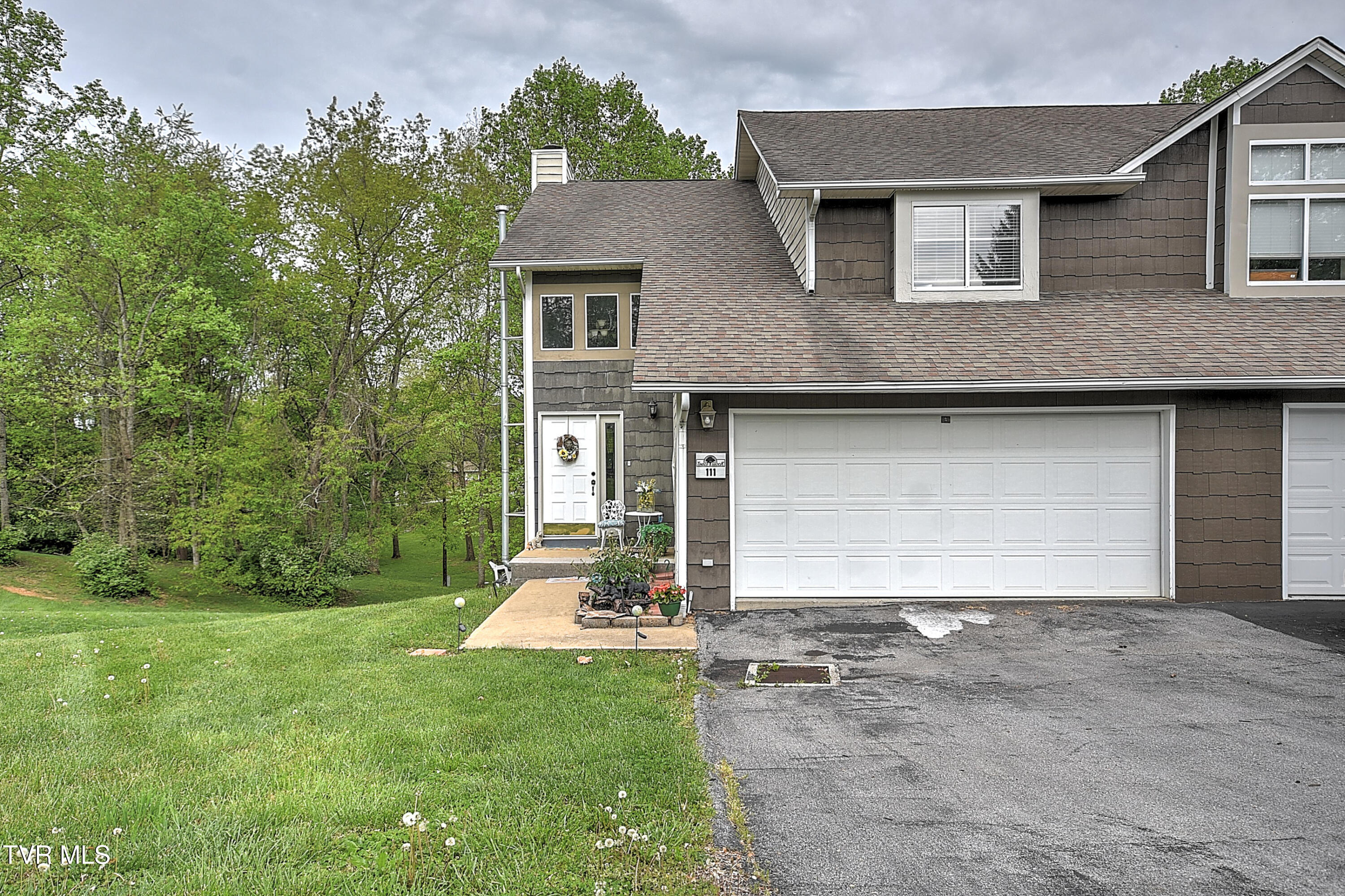 111 Timberbrook Drive #111, Bristol, Virginia image 1