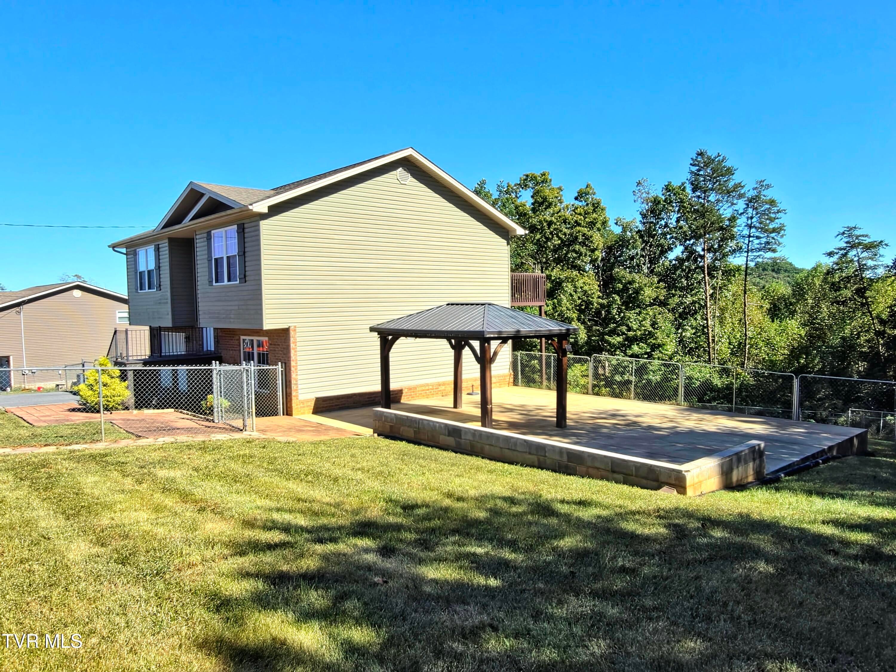 375 Ridgeway Road