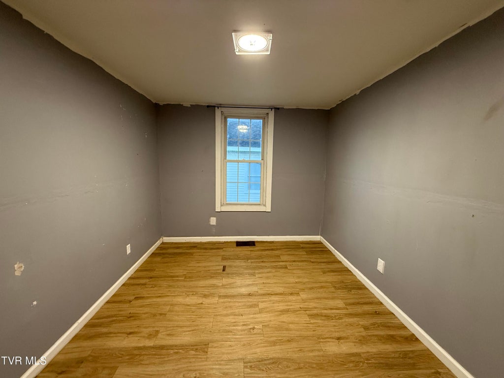 Photo of 938 Fairview Avenue, Kingsport, TN 37660 (MLS # 10000265)