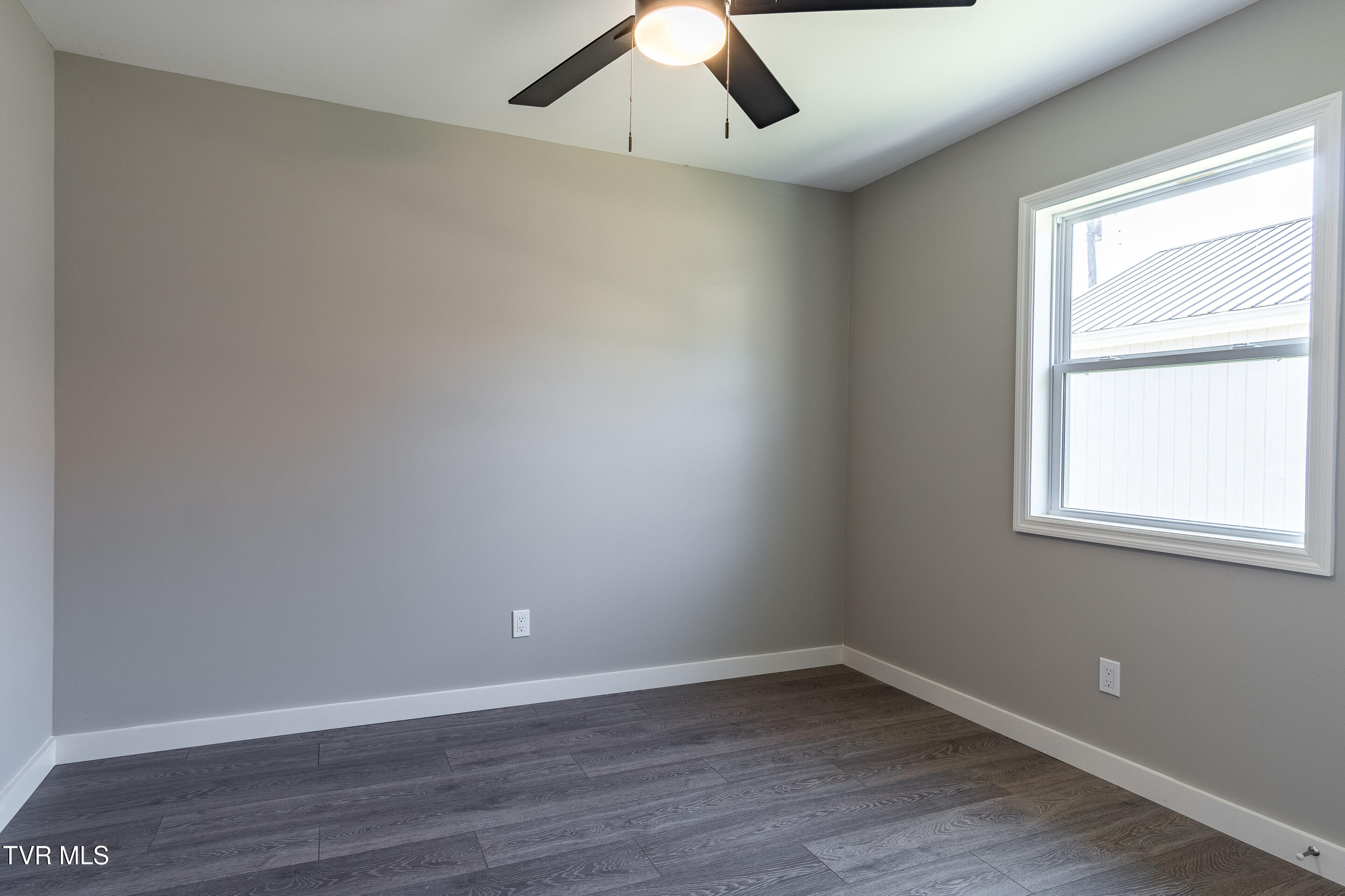 534 Elm Street, Mount Carmel, Tennessee image 19