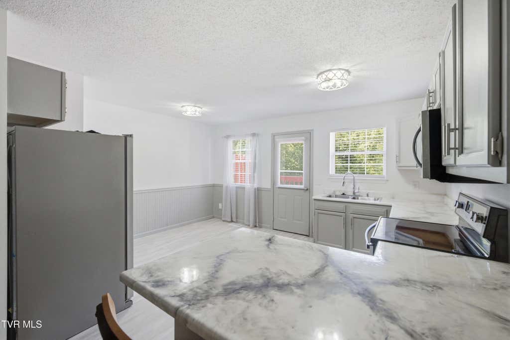 Photo of 2971 Broad Street #179, Bristol, TN 37620 (MLS # 9999666)