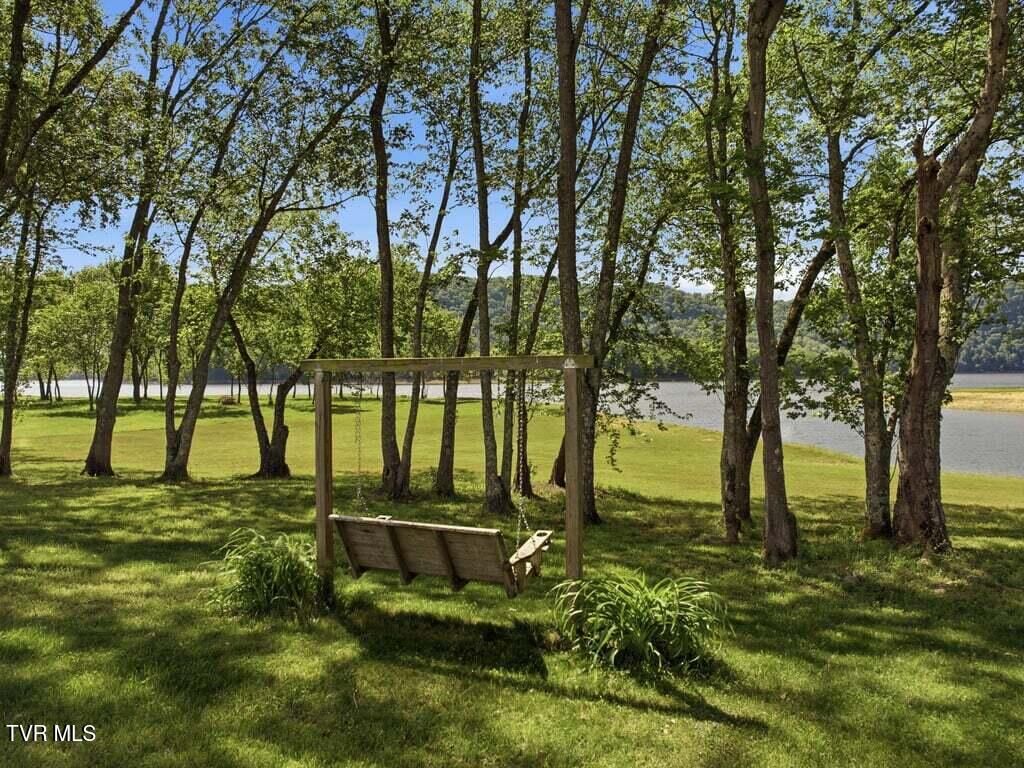 Photo of 220 Misty View Circle, Rogersville, TN 37857 (MLS # 9994411)