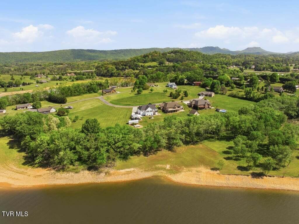 Rogersville, Tennessee, 37857, United States, 3 Bedrooms Bedrooms, ,3 BathroomsBathrooms,Residential,Active,2041728