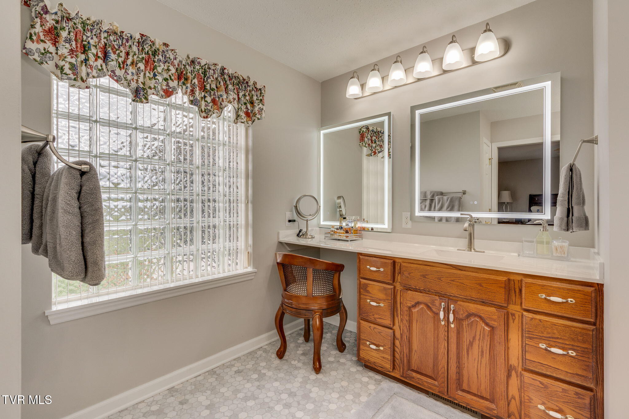 221 Country Meadows Circle, Bristol, Tennessee image 22
