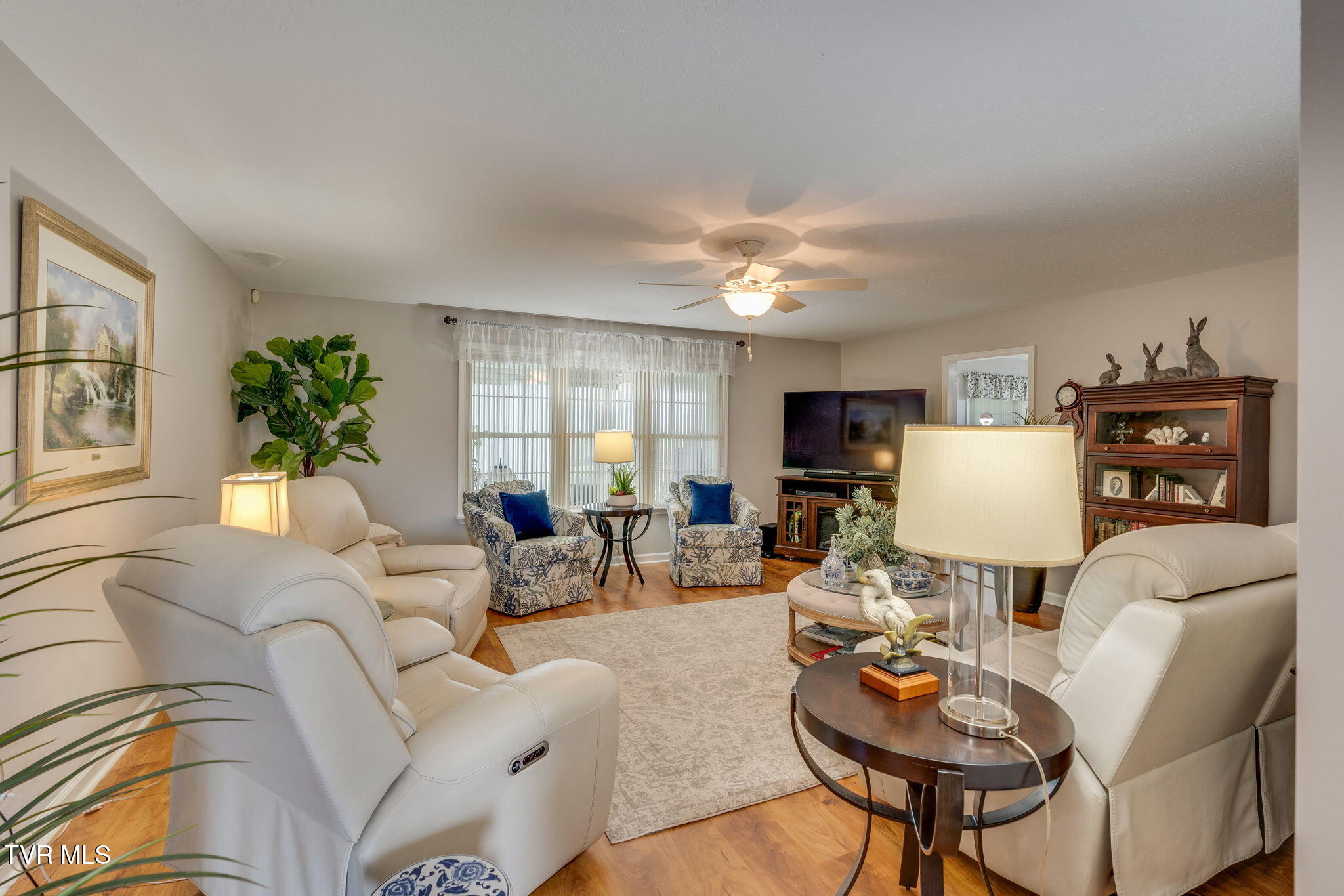 221 Country Meadows Circle, Bristol, Tennessee image 8