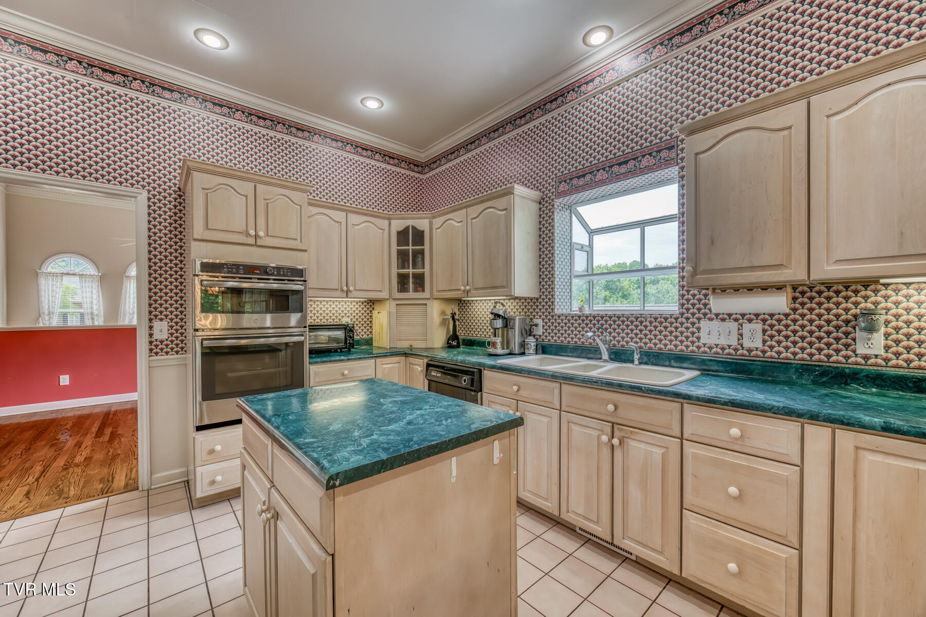 205 Woodbriar Drive, Johnson City, Tennessee image 24