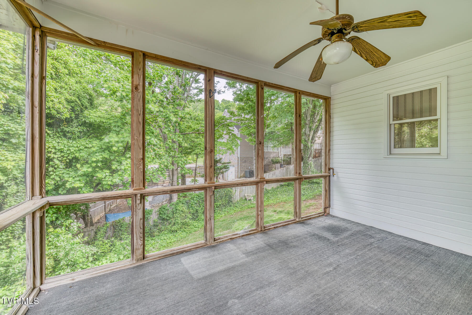 205 Woodbriar Drive, Johnson City, Tennessee image 34