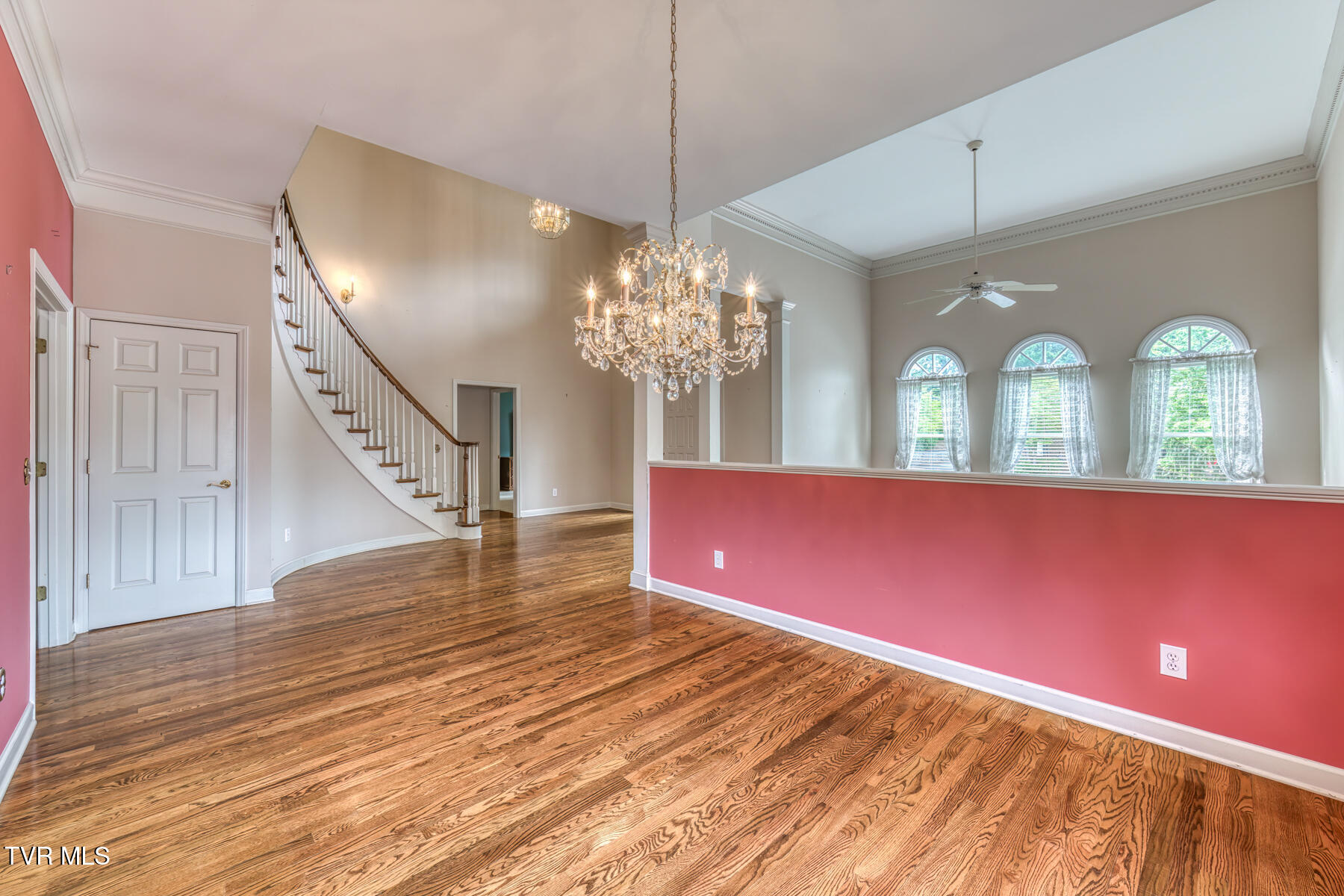 205 Woodbriar Drive, Johnson City, Tennessee image 13