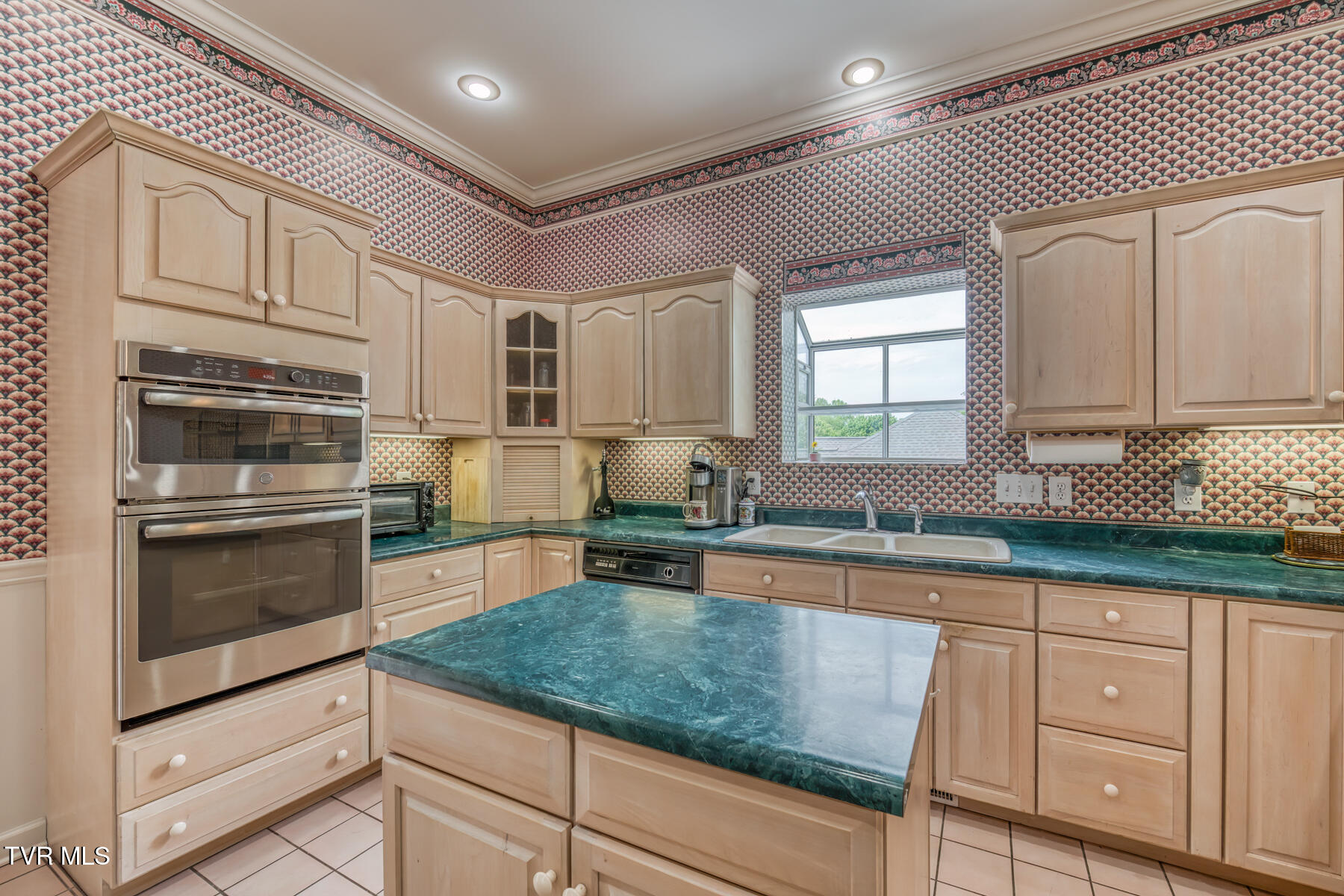 205 Woodbriar Drive, Johnson City, Tennessee image 29