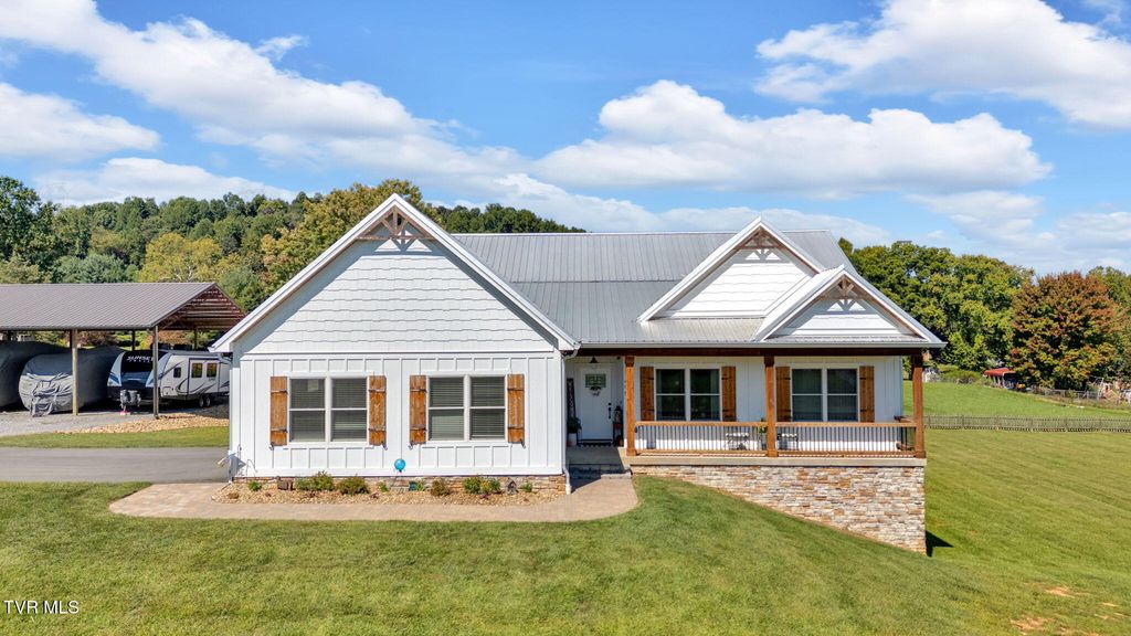 Photo of 495 Oak Grove Road, Gray, TN 37615 (MLS # 9985794)