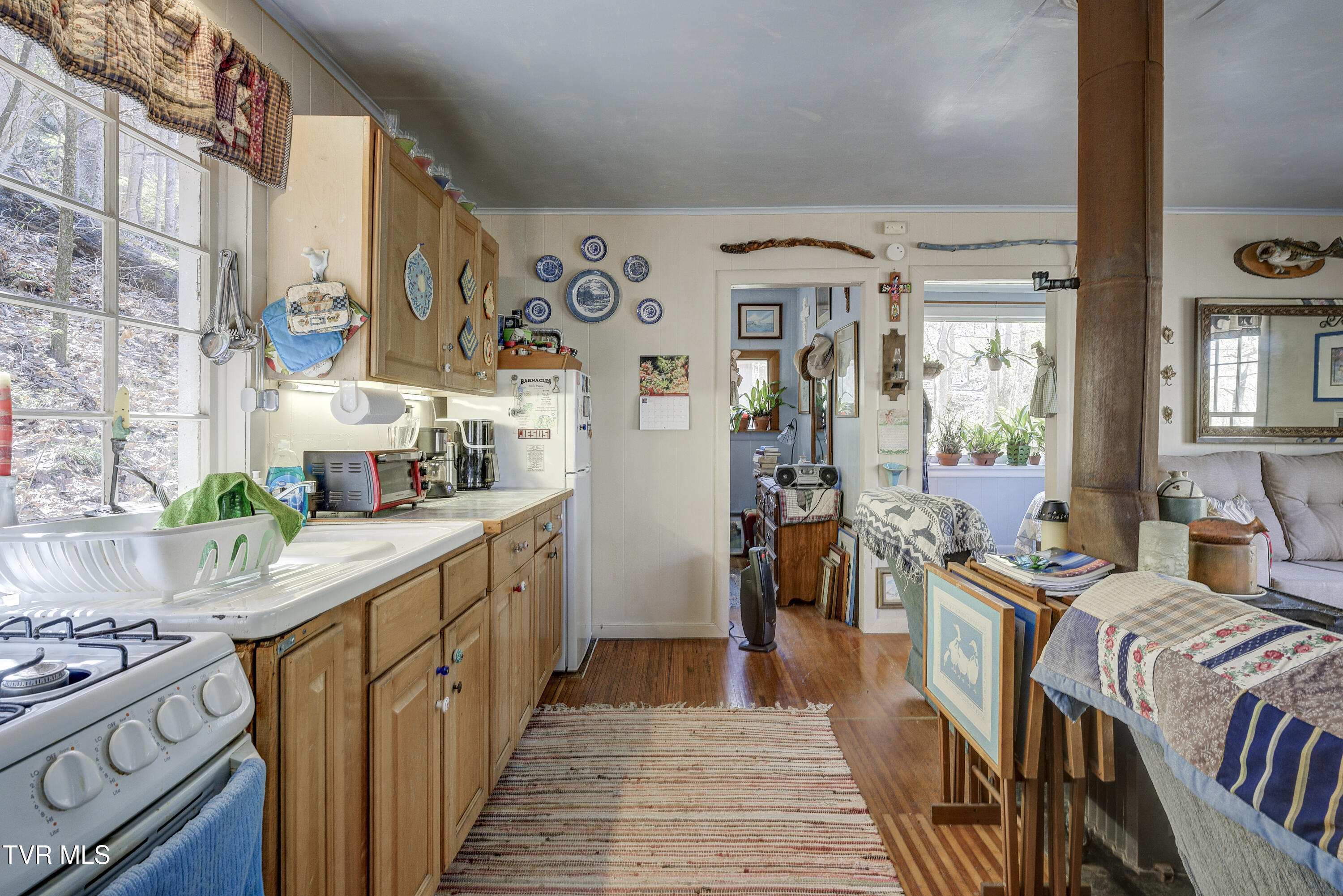 869 Tumbling Creek Road, Erwin, Tennessee image 10