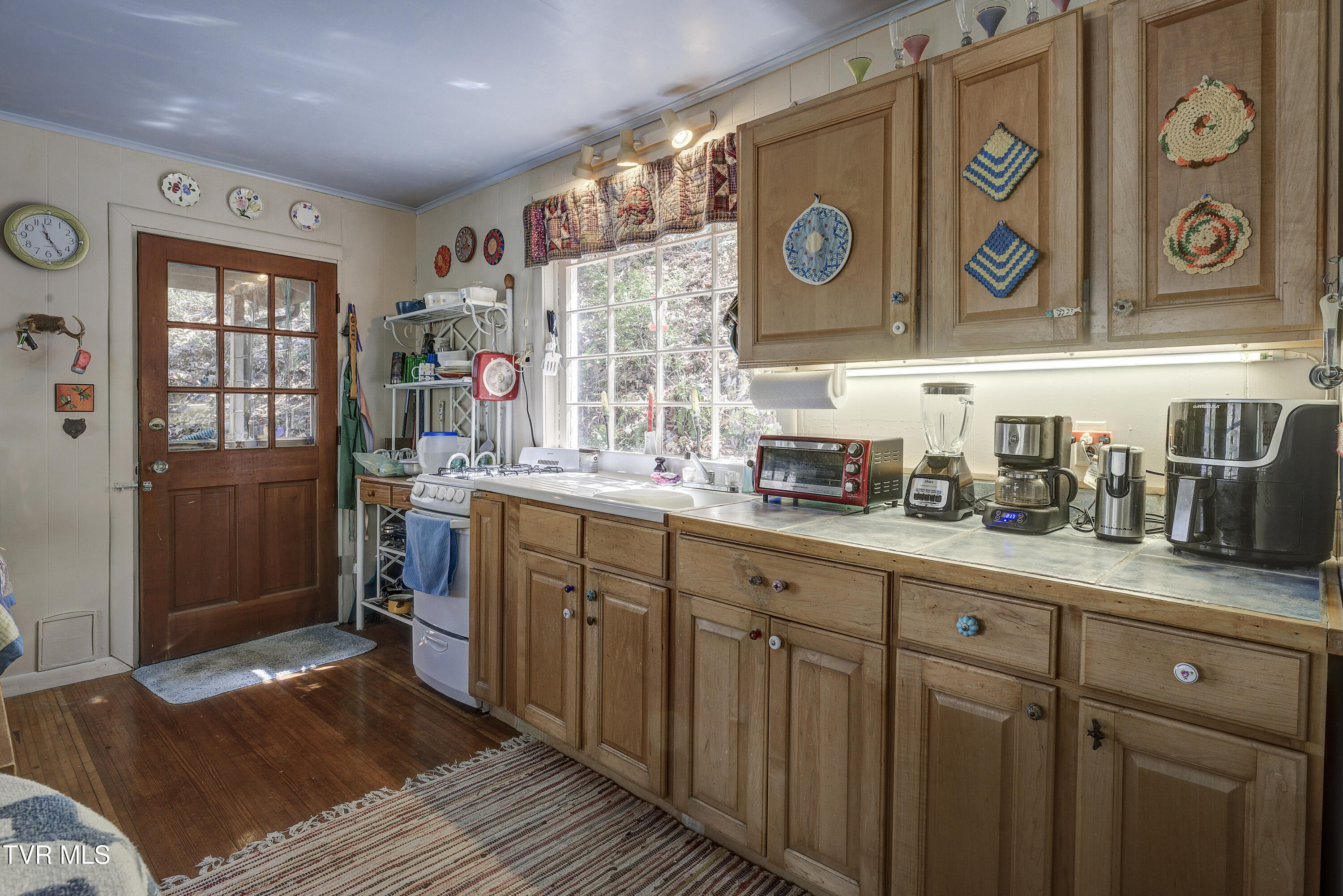 869 Tumbling Creek Road, Erwin, Tennessee image 12