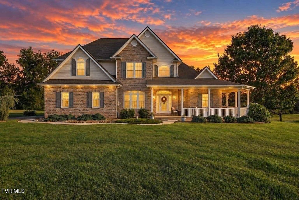 Photo of 17256 Crabtree Court, Bristol, VA 24202 (MLS # 10000974)
