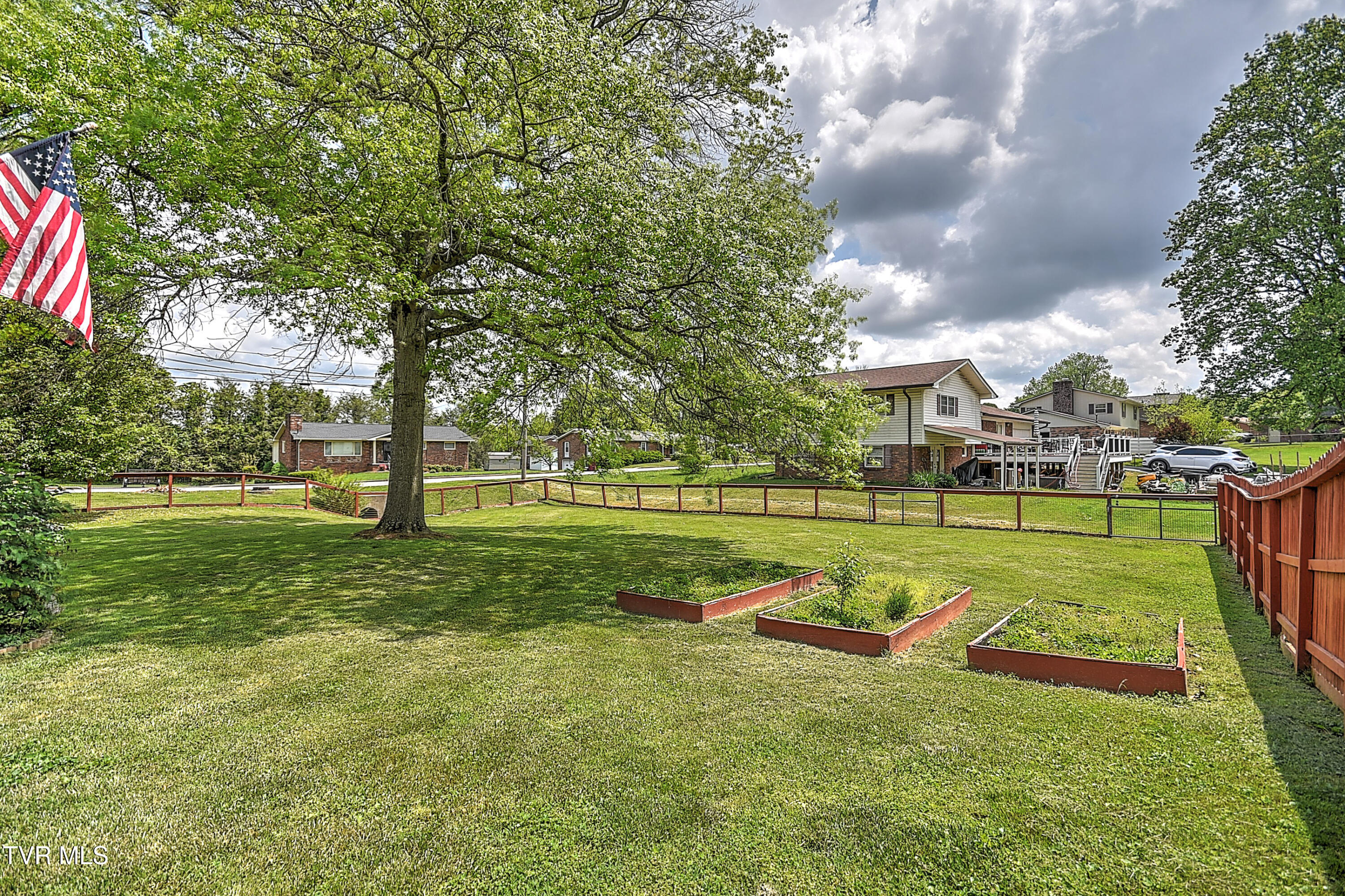 609 Hollyhill Rd Road, Johnson City, Tennessee image 38
