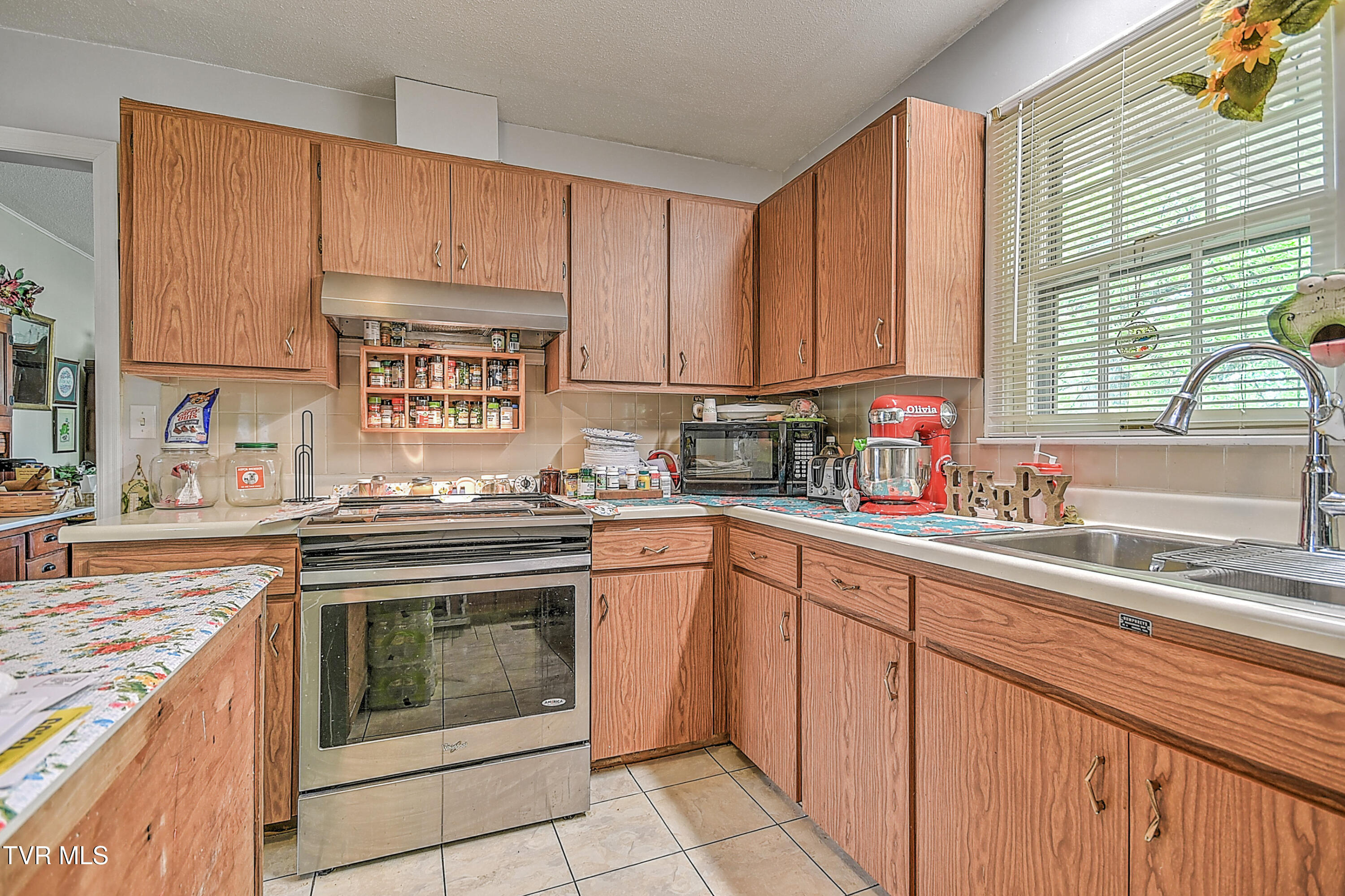 609 Hollyhill Rd Road, Johnson City, Tennessee image 13