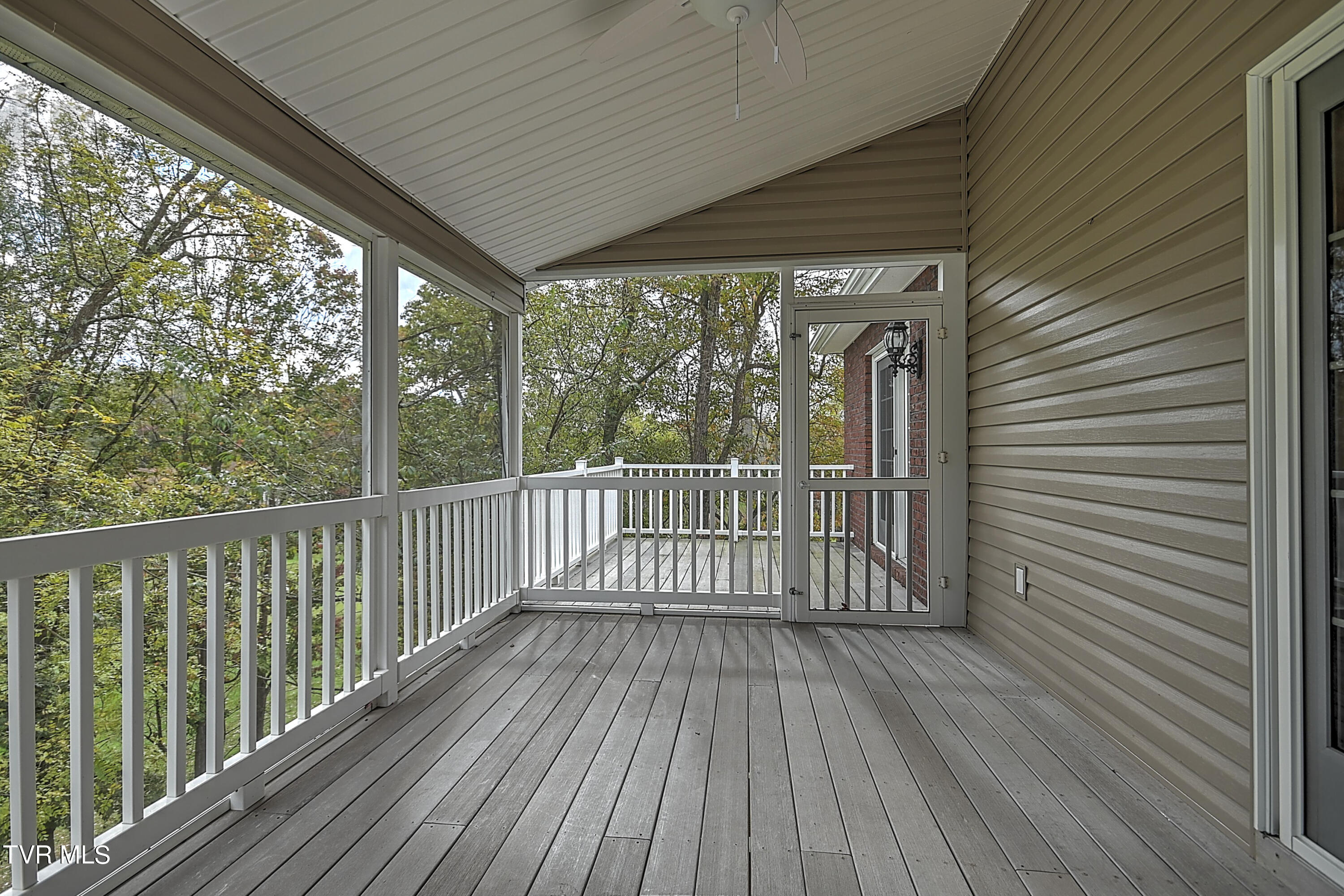 243 Saint Andrews Drive, Bristol, Virginia image 7