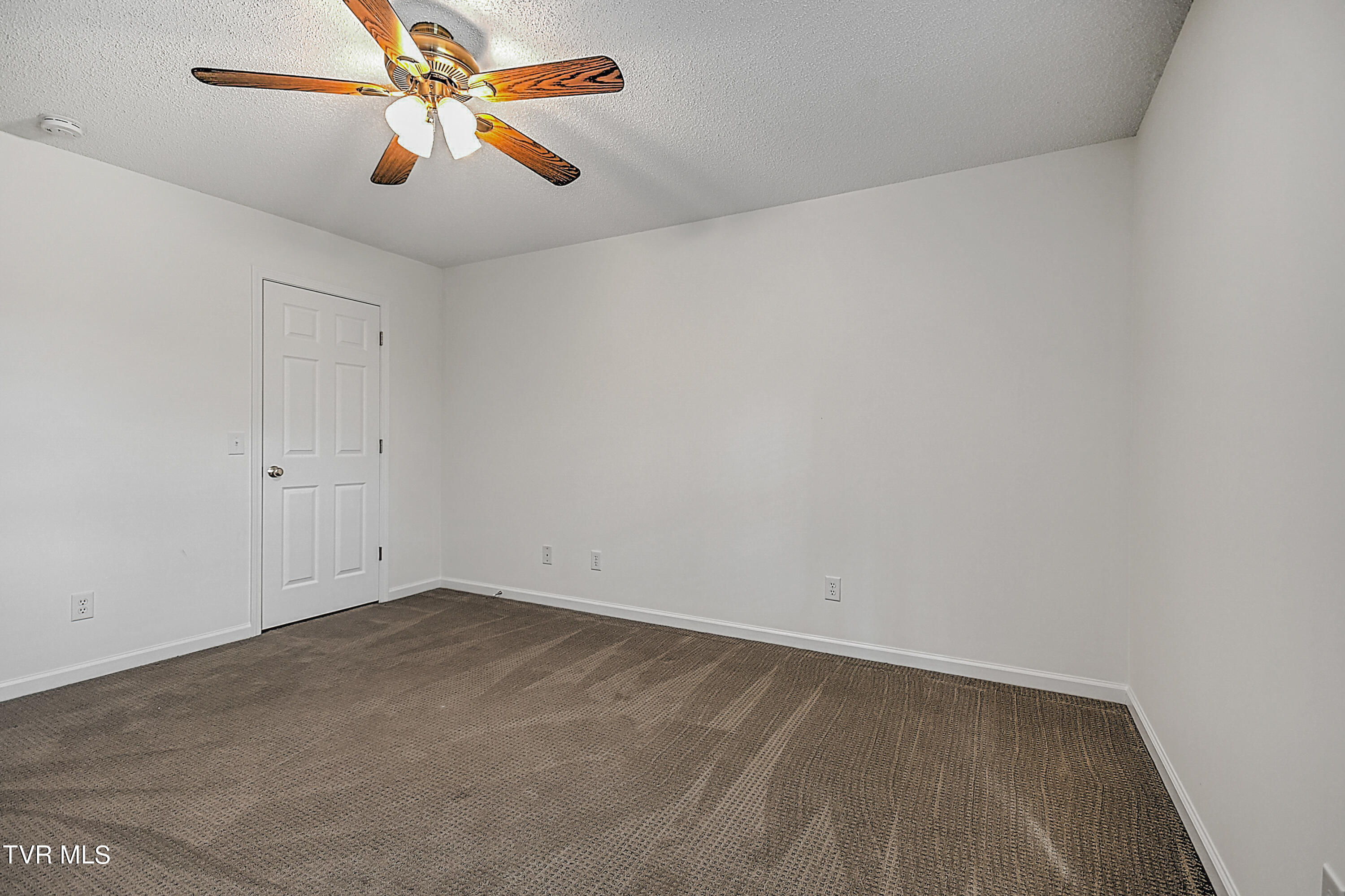 243 Saint Andrews Drive, Bristol, Virginia image 34