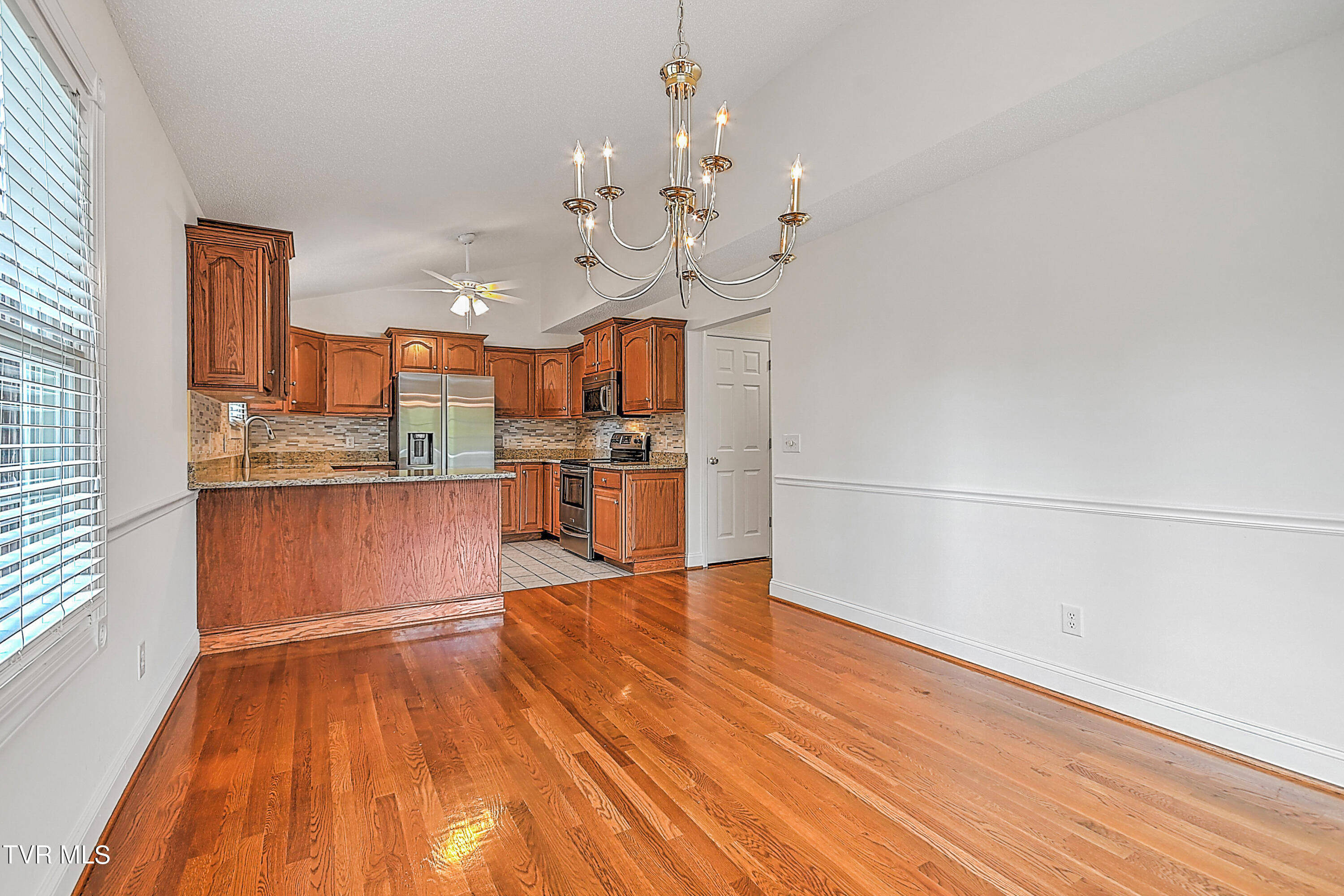 243 Saint Andrews Drive, Bristol, Virginia image 47