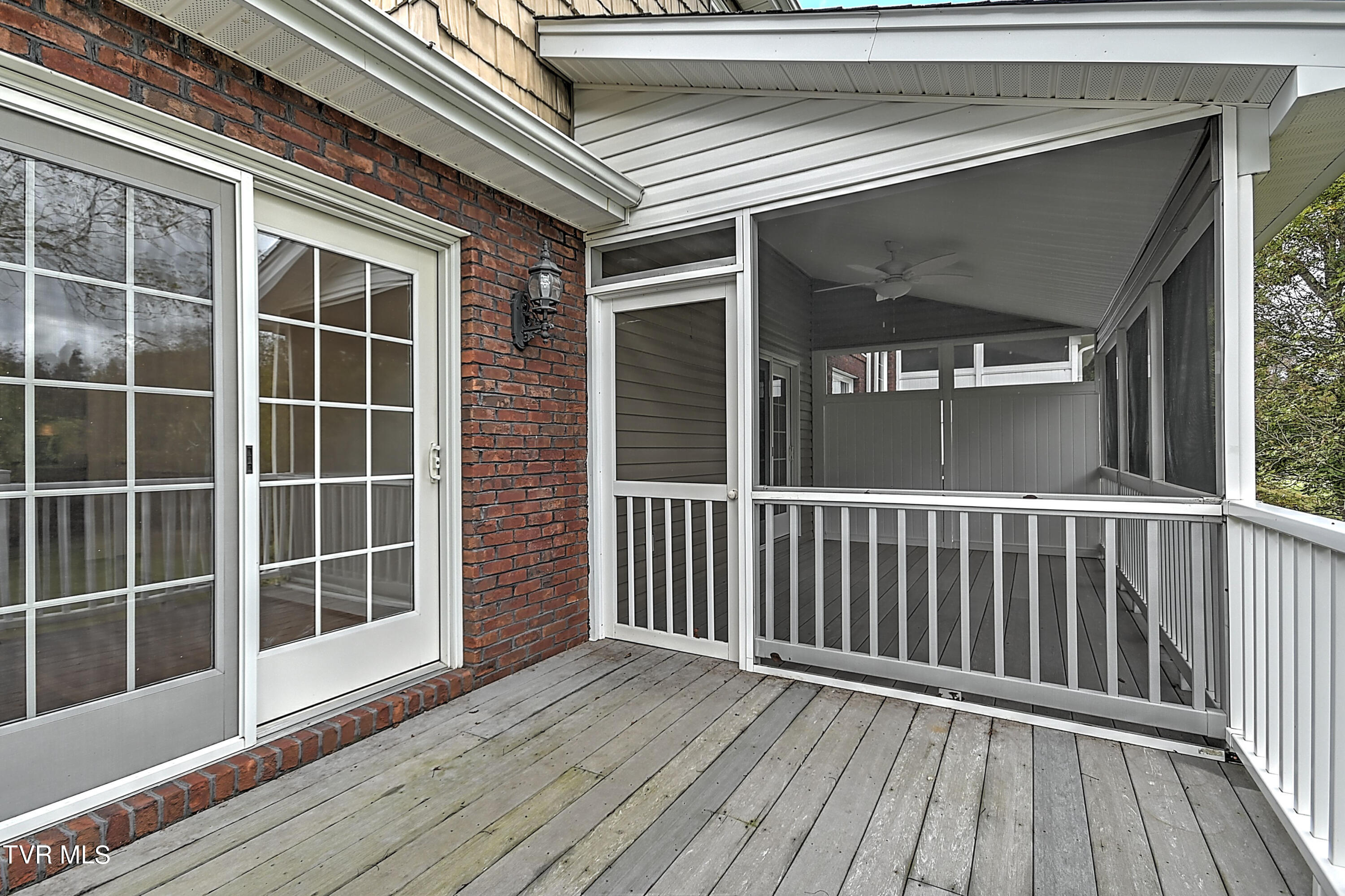 243 Saint Andrews Drive, Bristol, Virginia image 5
