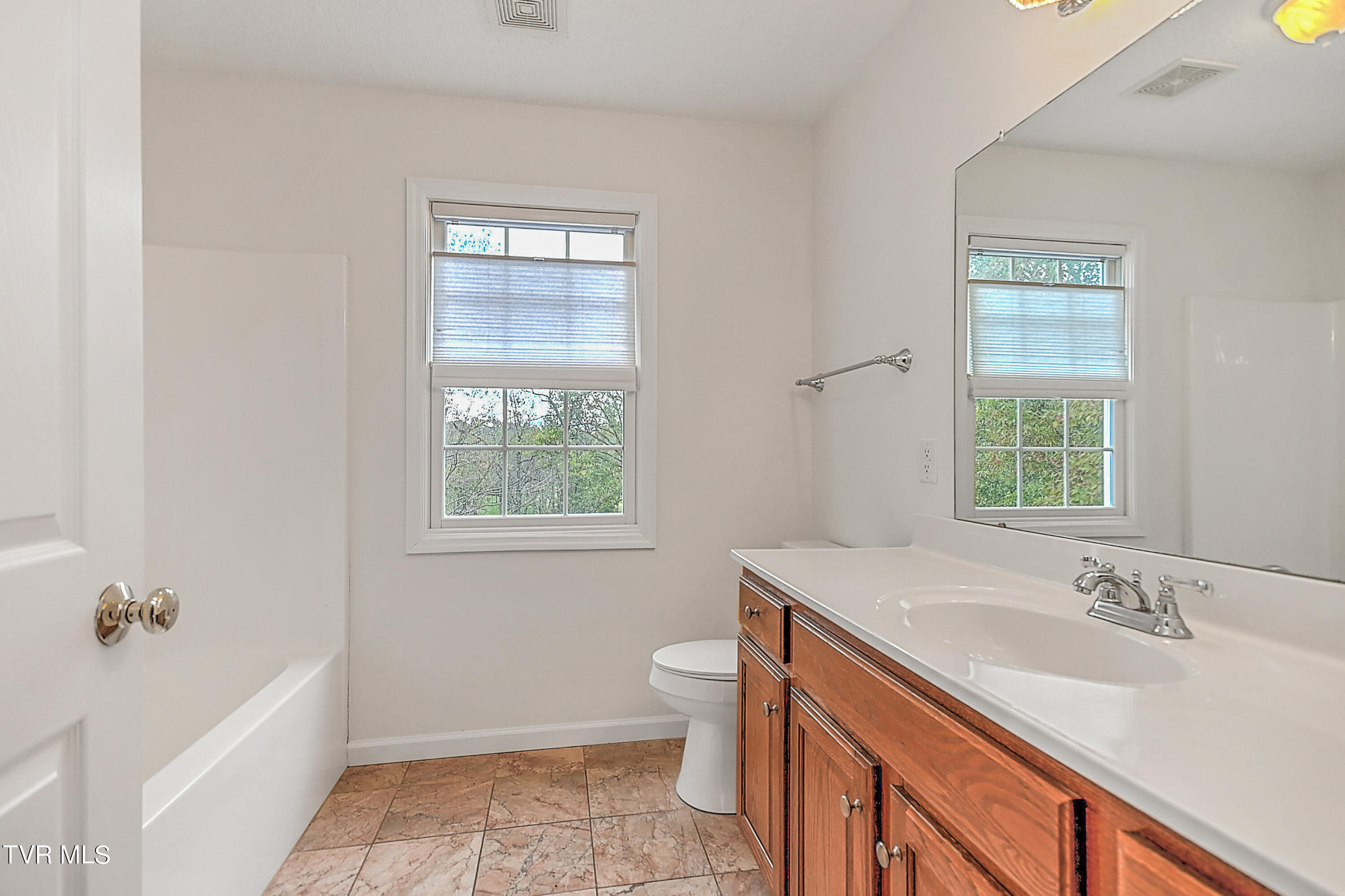 243 Saint Andrews Drive, Bristol, Virginia image 31