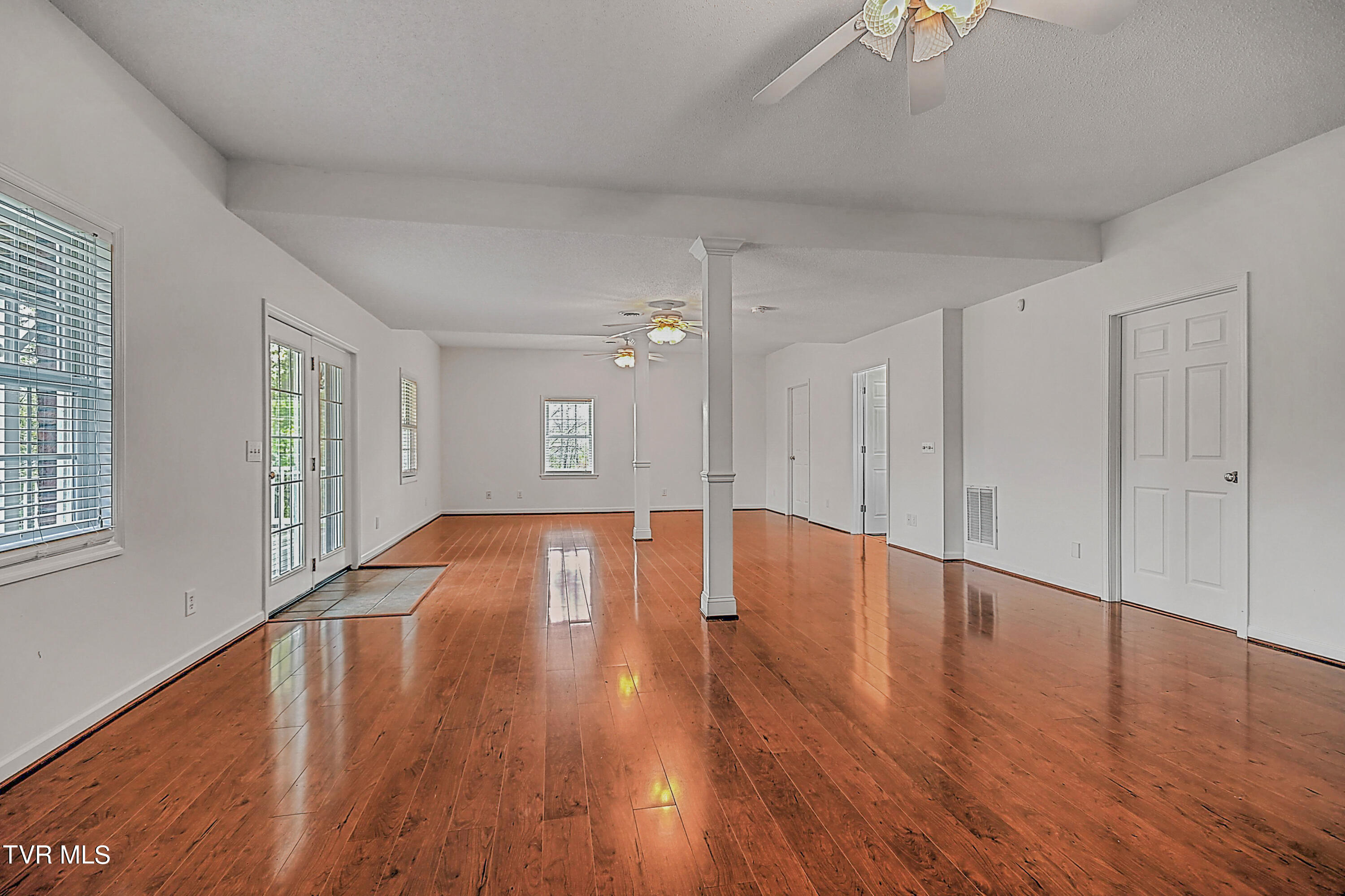 243 Saint Andrews Drive, Bristol, Virginia image 24