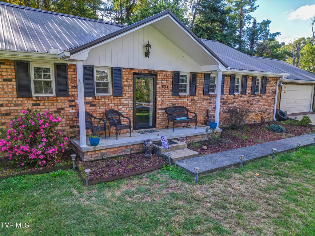 Photo of 1262 White Top Road, Bluff City, TN 37618 (MLS # 10001859)