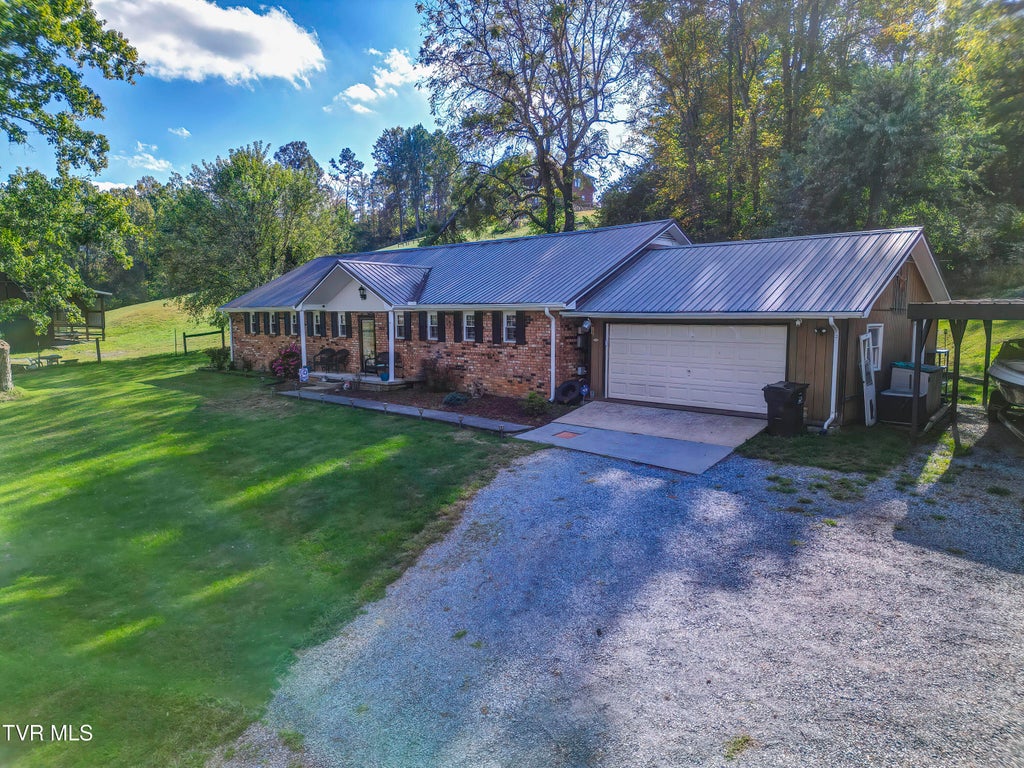 Photo of 1262 White Top Road, Bluff City, TN 37618 (MLS # 10001859)