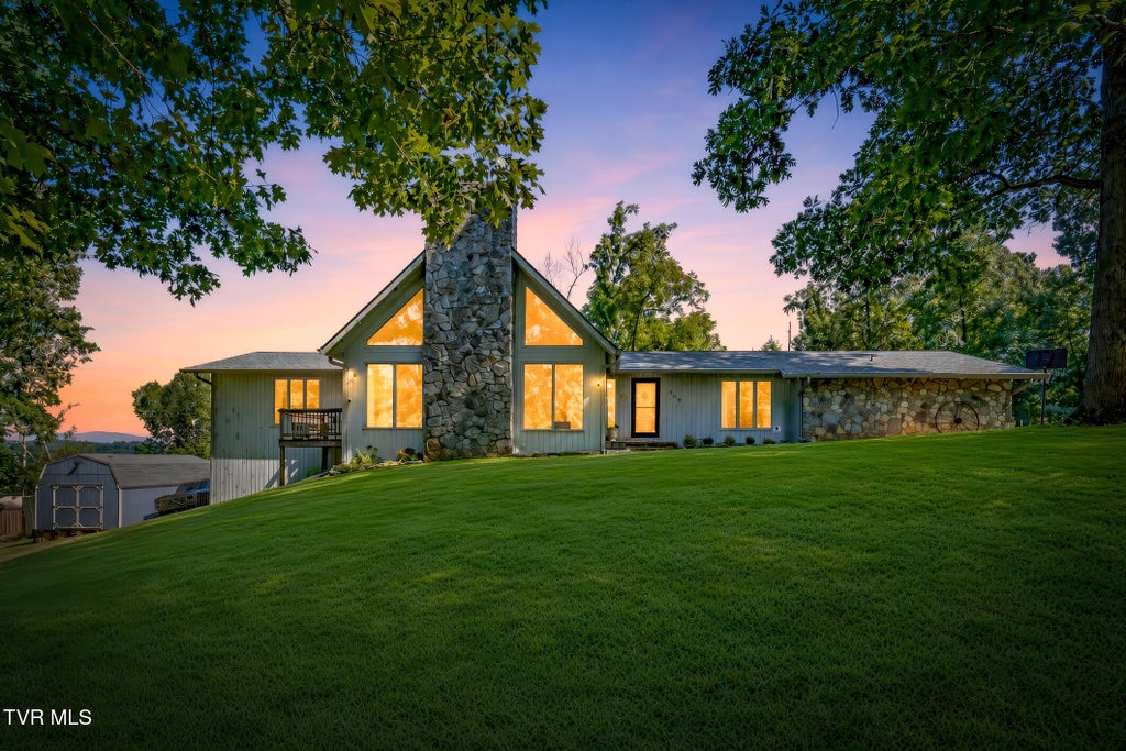Photo of 148 Geraldine Street, Gray, TN 37615 (MLS # 10000068)