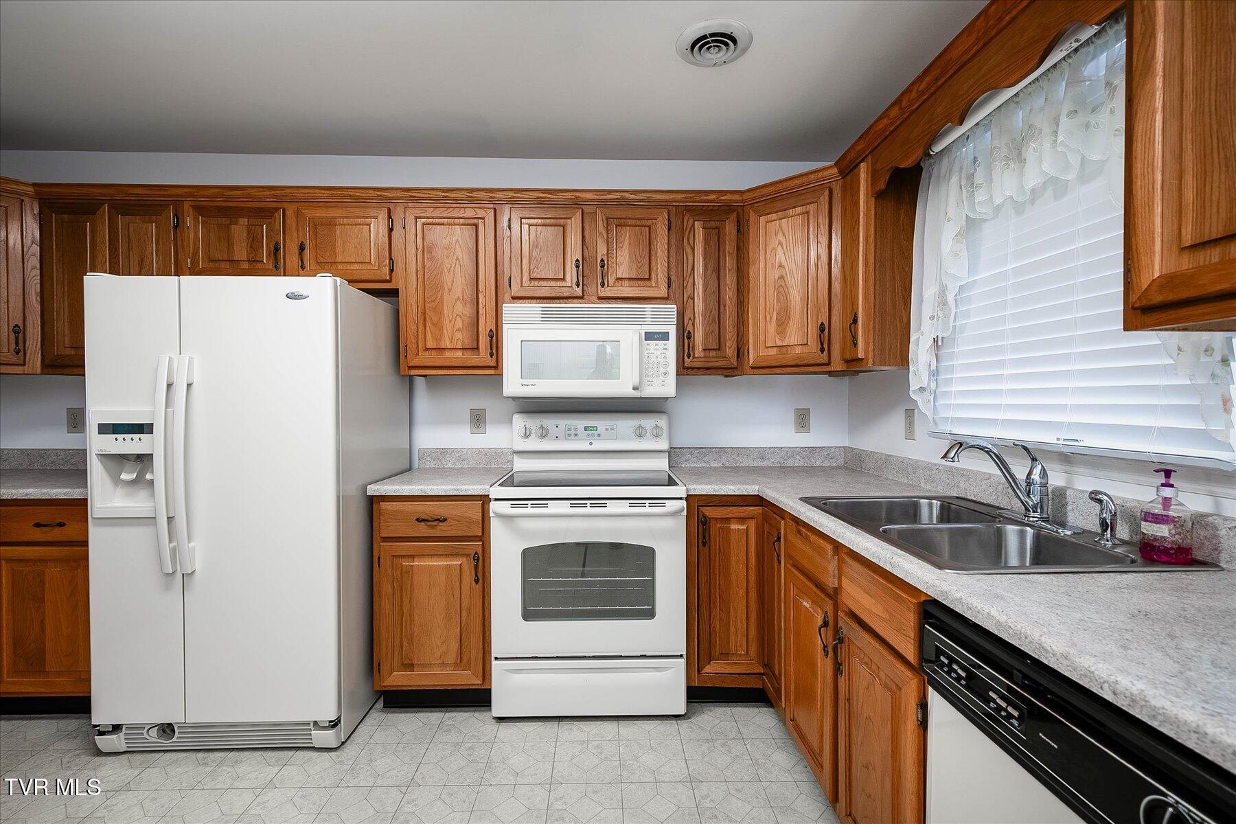 1544 Jessee Street #Y, Kingsport, Tennessee image 16