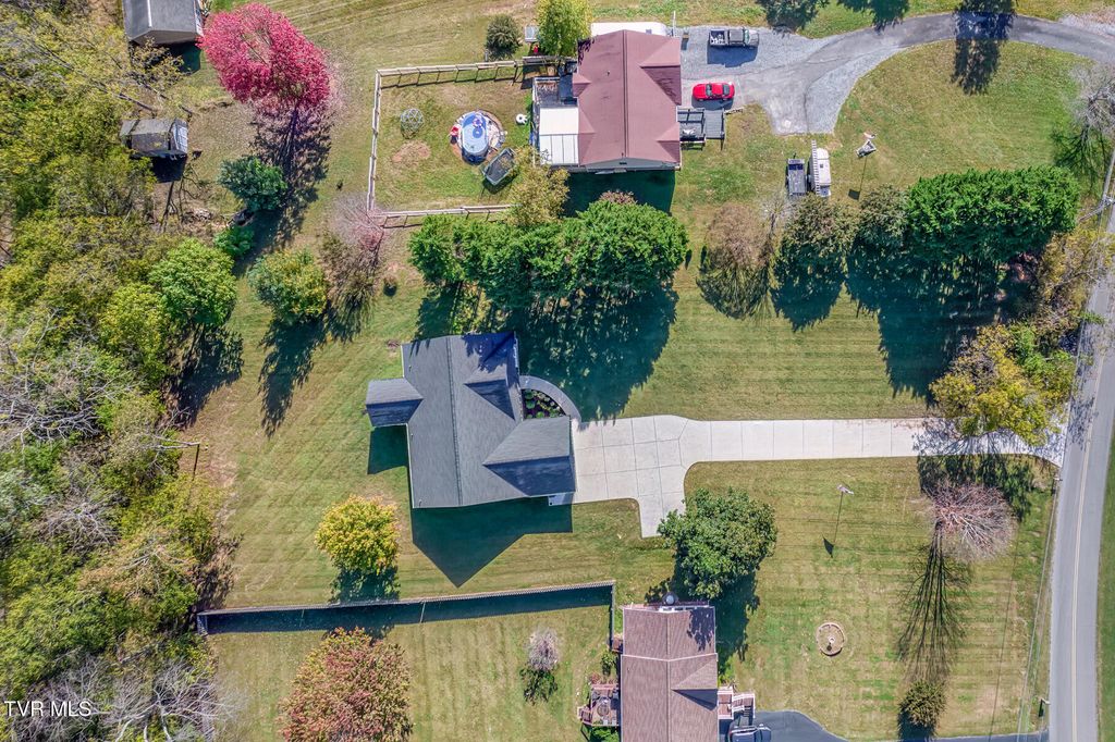 Photo of 168 County Farm Road, Jonesborough, TN 37659 (MLS # 9987525)