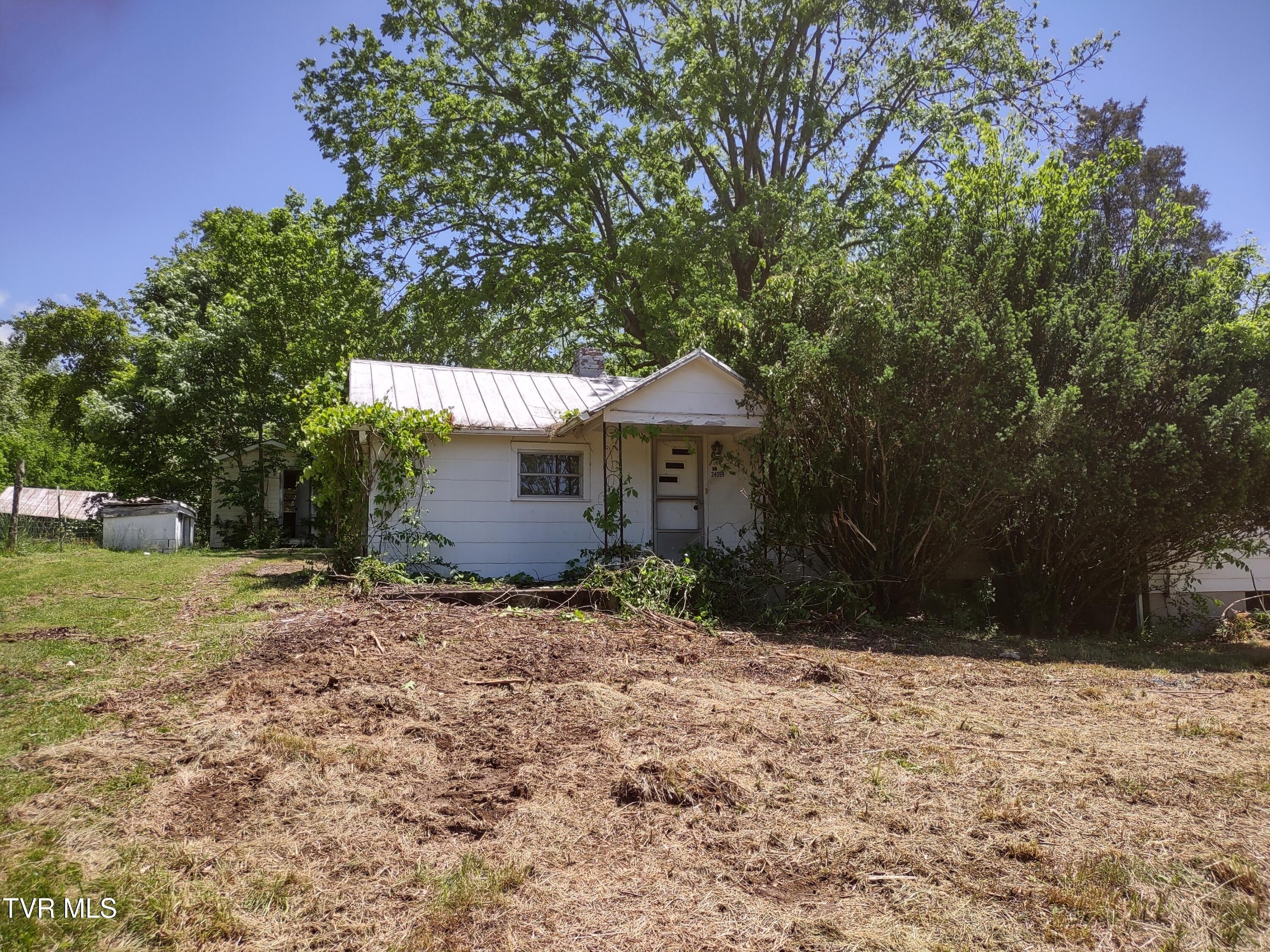 24099 Young Drive, Bristol, Virginia image 18