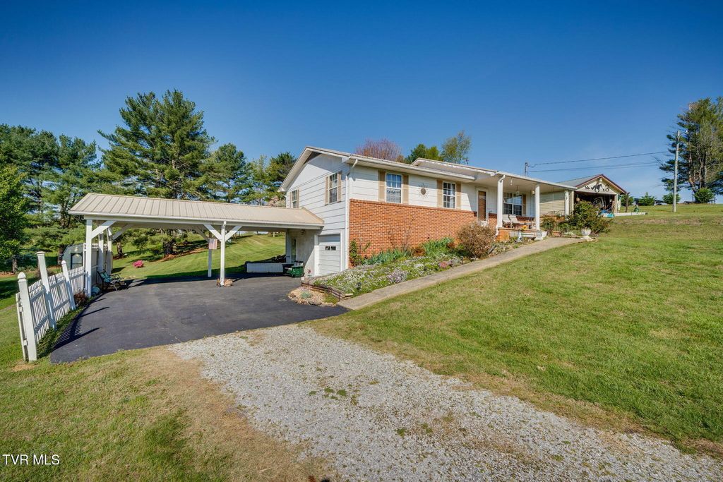 Photo of 4410 Asheville Highway, Greeneville, TN 37743 (MLS # 9993739)