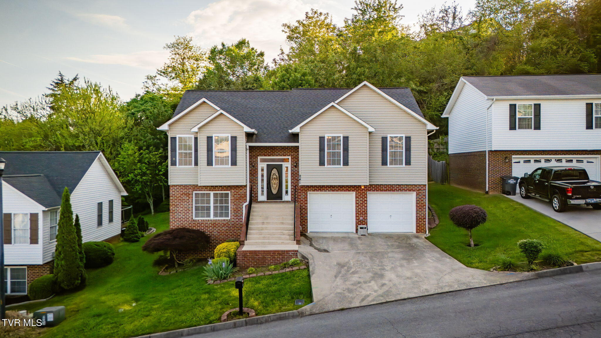 241 Stone Edge Circle, Kingsport, Tennessee image 1