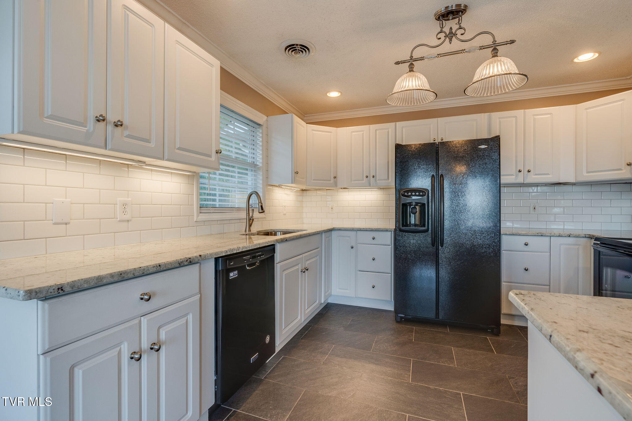 241 Stone Edge Circle, Kingsport, Tennessee image 14